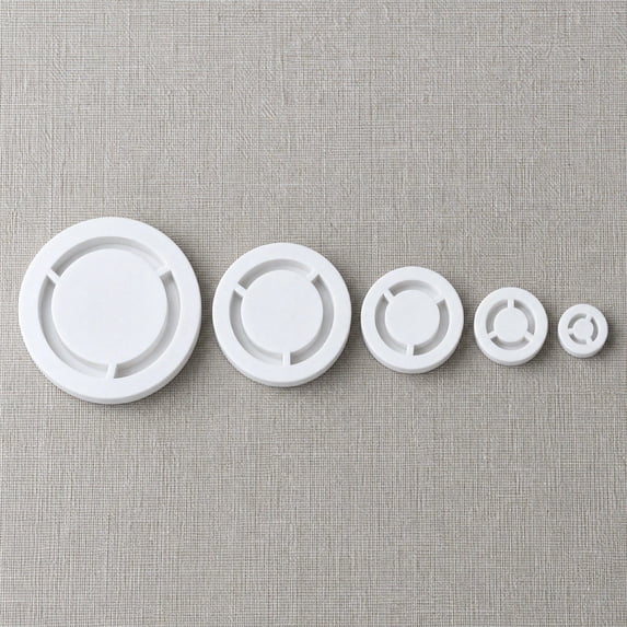 Pottery Cutting Mold ,Five Sizes Hollow Round Cutter with Smooth Edges,Reusable Craft Tool for Handmade Ceramics,Campus Art Class And DIY Jewelry Blank Creation