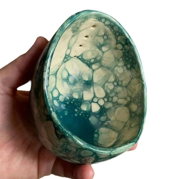 Pottery Herb Stripper Bowl for Peeling off the Leafy Assembly of Cilantroε