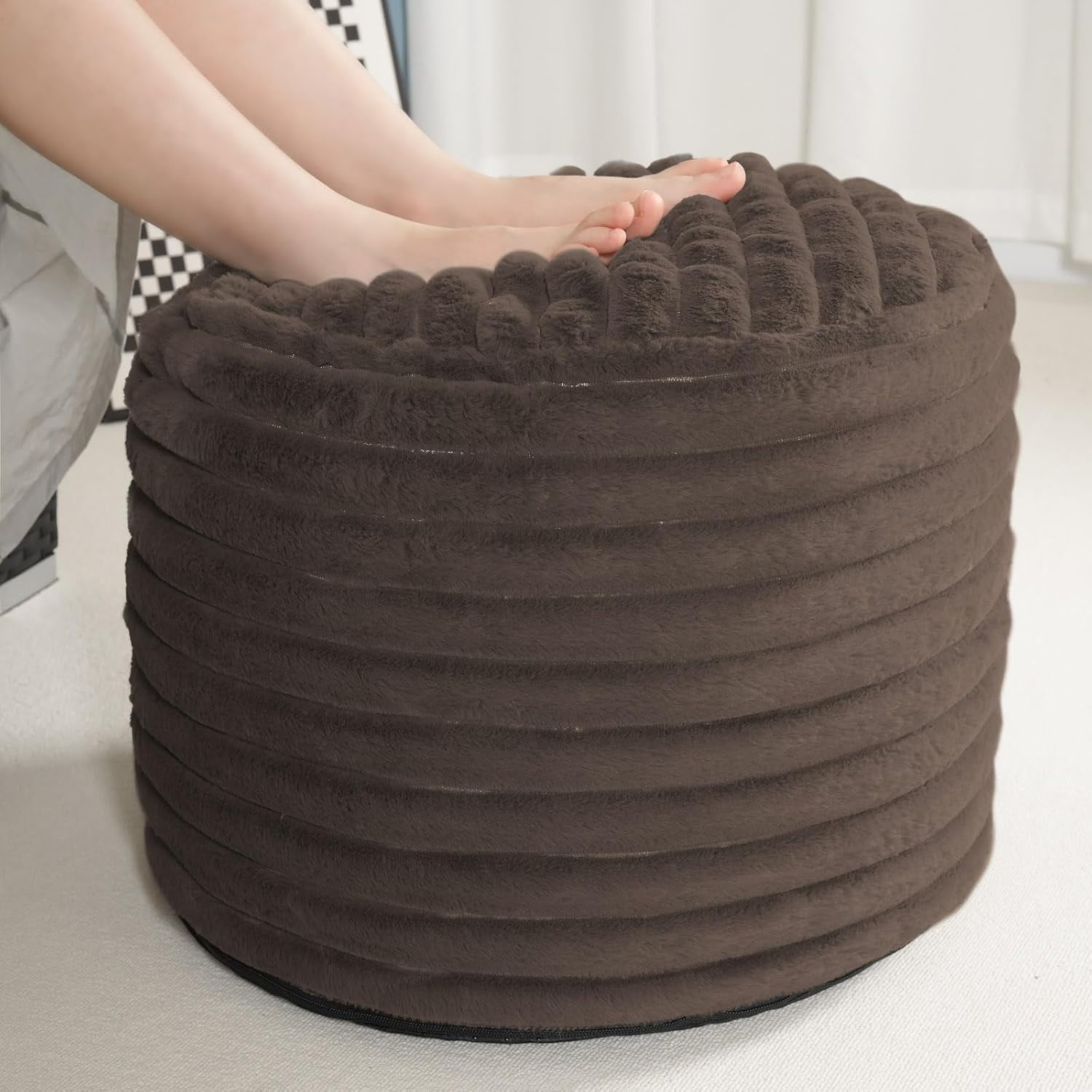 Pouf Ottoman Stuffed Round for Foot Rest, Faux Fur Poufs with Foam ...