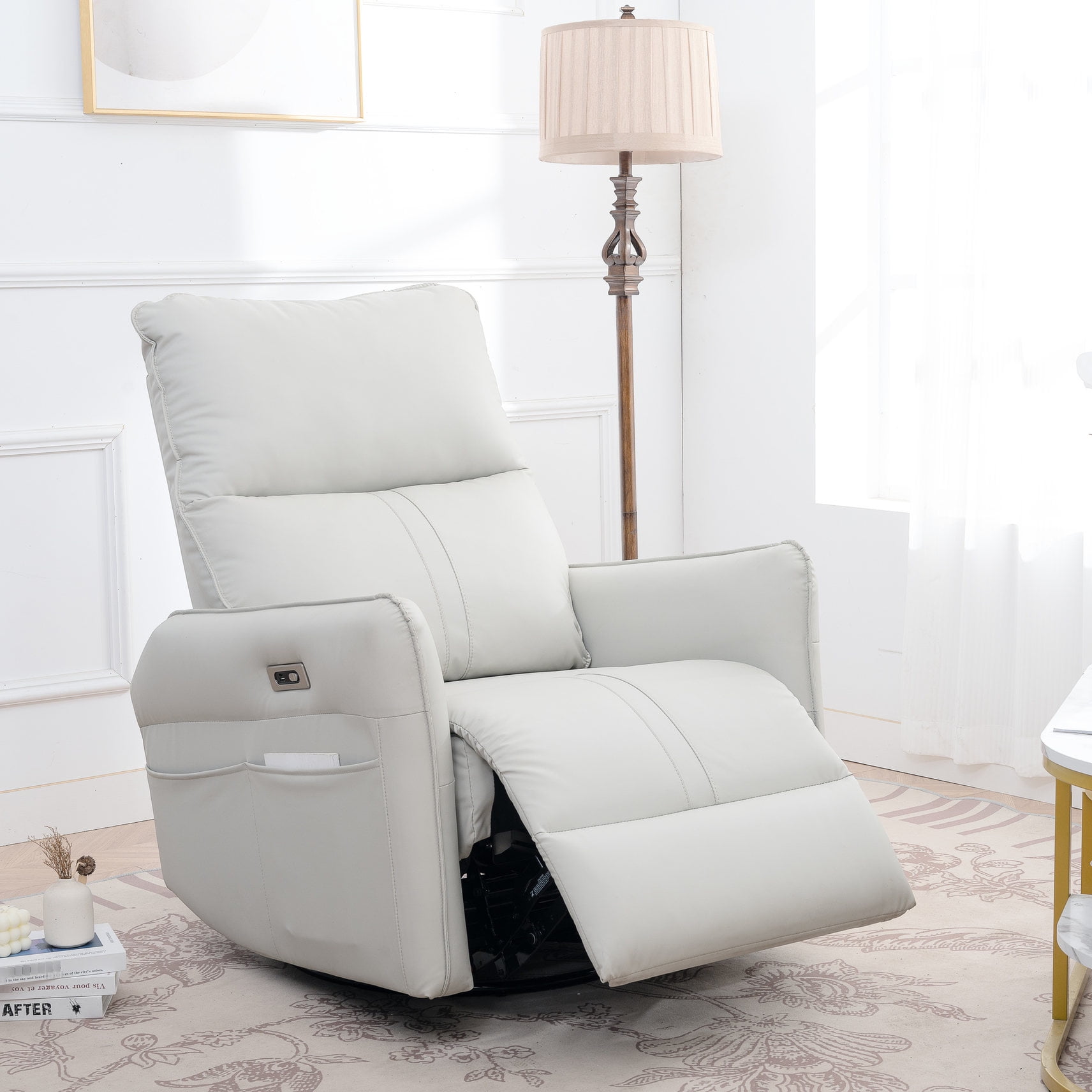Power Reclining & Rocking Feature / Practical Chair for Family Gatherings