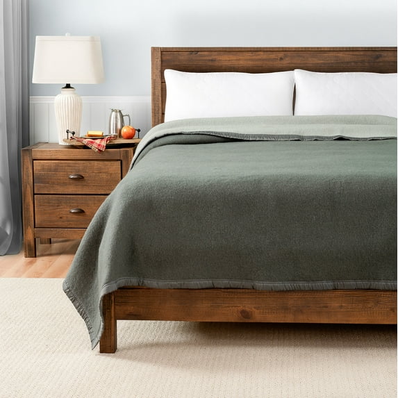 Poyet Motte Aubisque Heavyweight 100% Wool All Natural Blanket, King Size, Grey/Light Grey