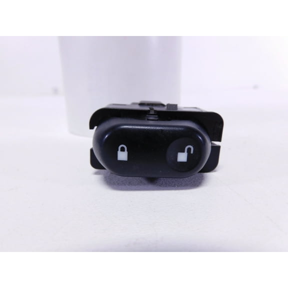 Pre-Owned 02-05 Ford Explorer Driver Power Door Lock Switch OEM LKQ (Good)