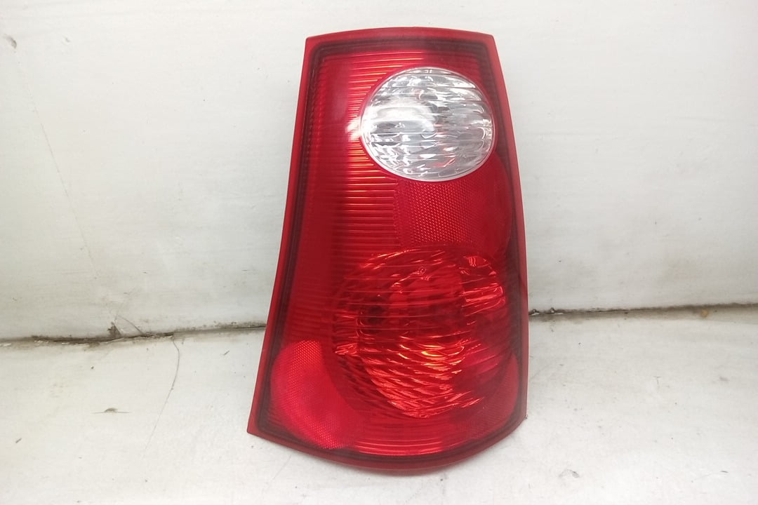 Pre-Owned 02 2002 Ford Explorer Driver LH Tail Light Lamp OEM - Verify Specific Vehicle Fitment In Description - (Good)