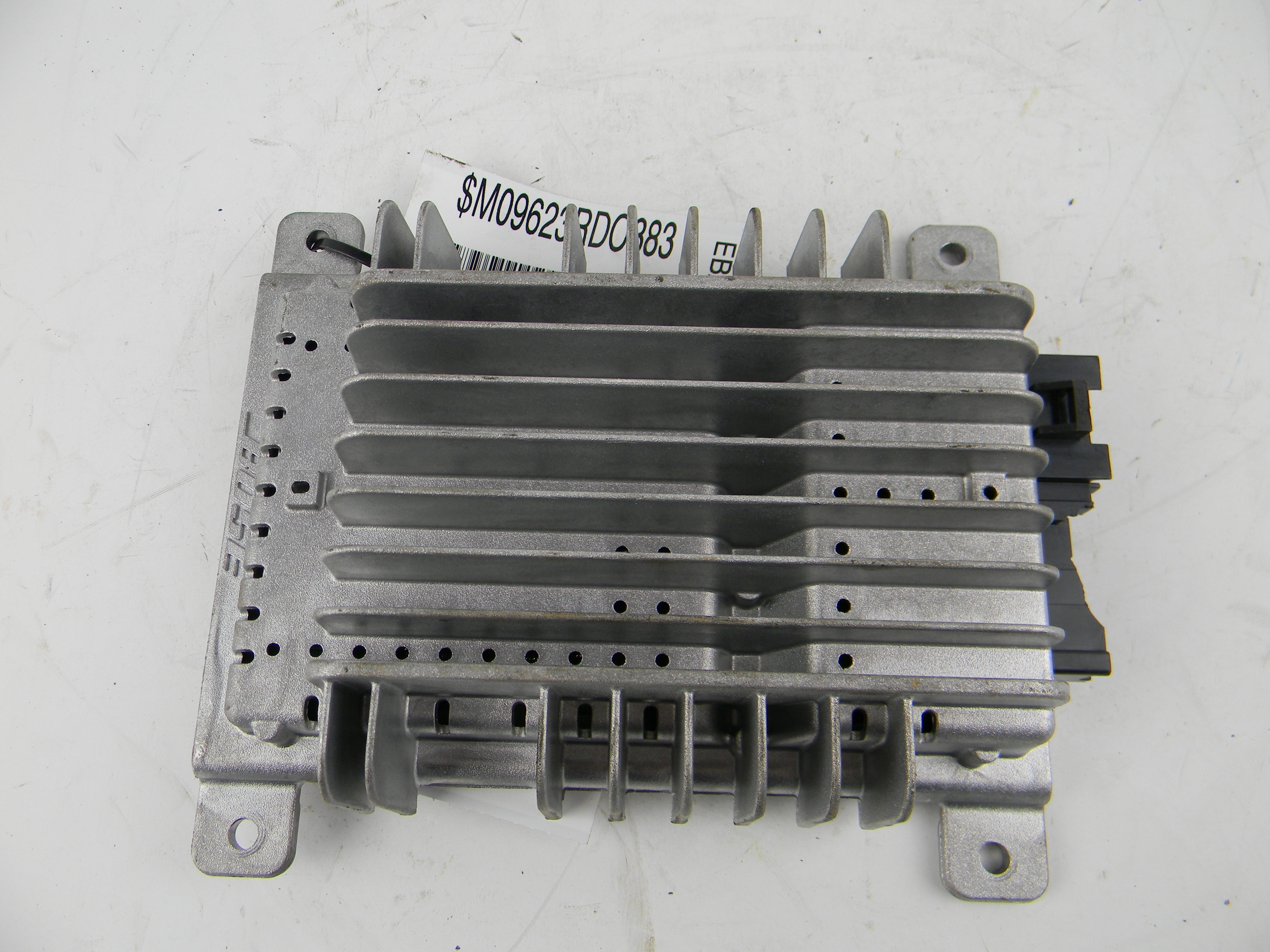 aammです(^^)/ Pre-Owned 04 05 06 07 08 Nissan Maxima Radio Amplifier OEM