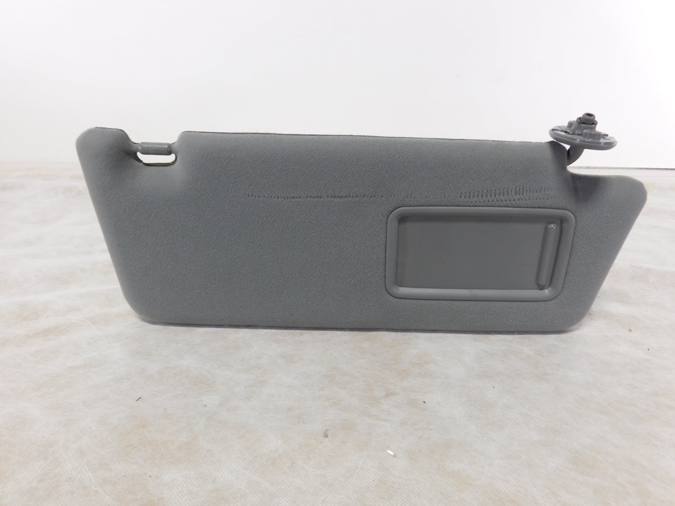 Pre-Owned 05-11 Toyota Tacoma Right Passenger Grey Sun Visor OEM LKQ (Good)