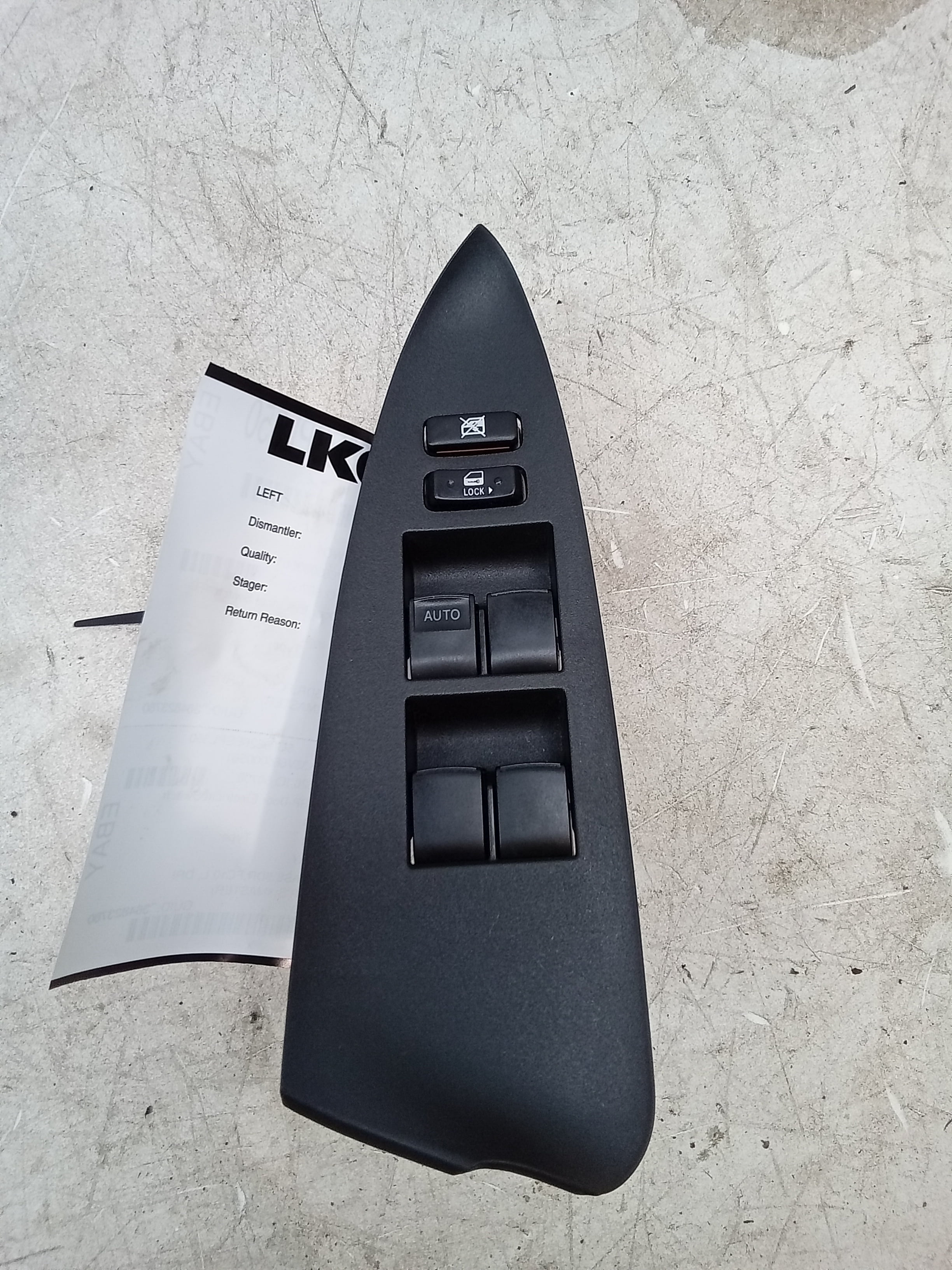 Pre-Owned 06 Toyota RAV 4 Left Driver Powered Master Window Switch OEM (Good)