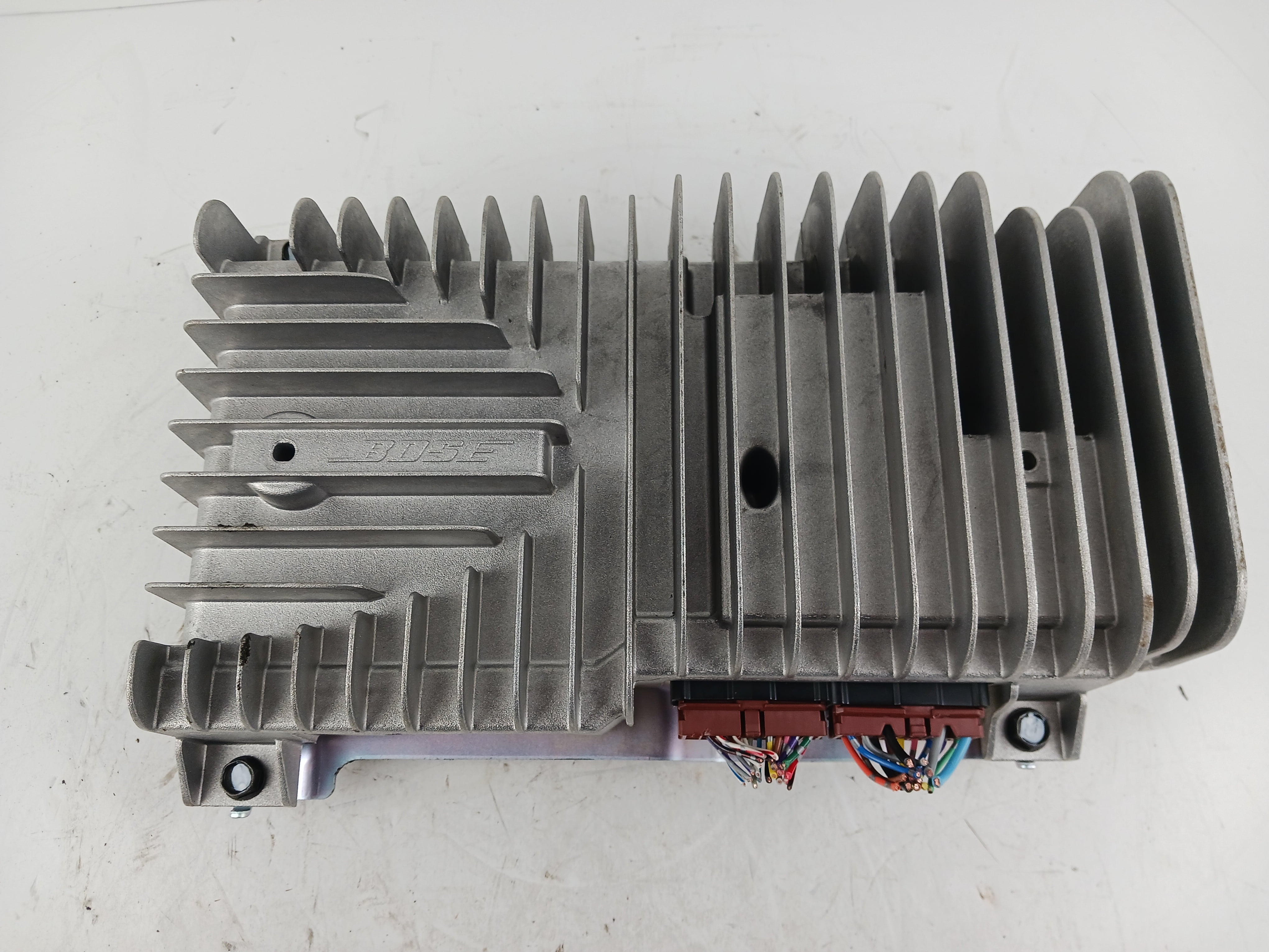 Pre-Owned 09 10 Nissan Murano Radio Amplifier Assembly OEM - Verify Specific Vehicle Fitment In Description - (Good)