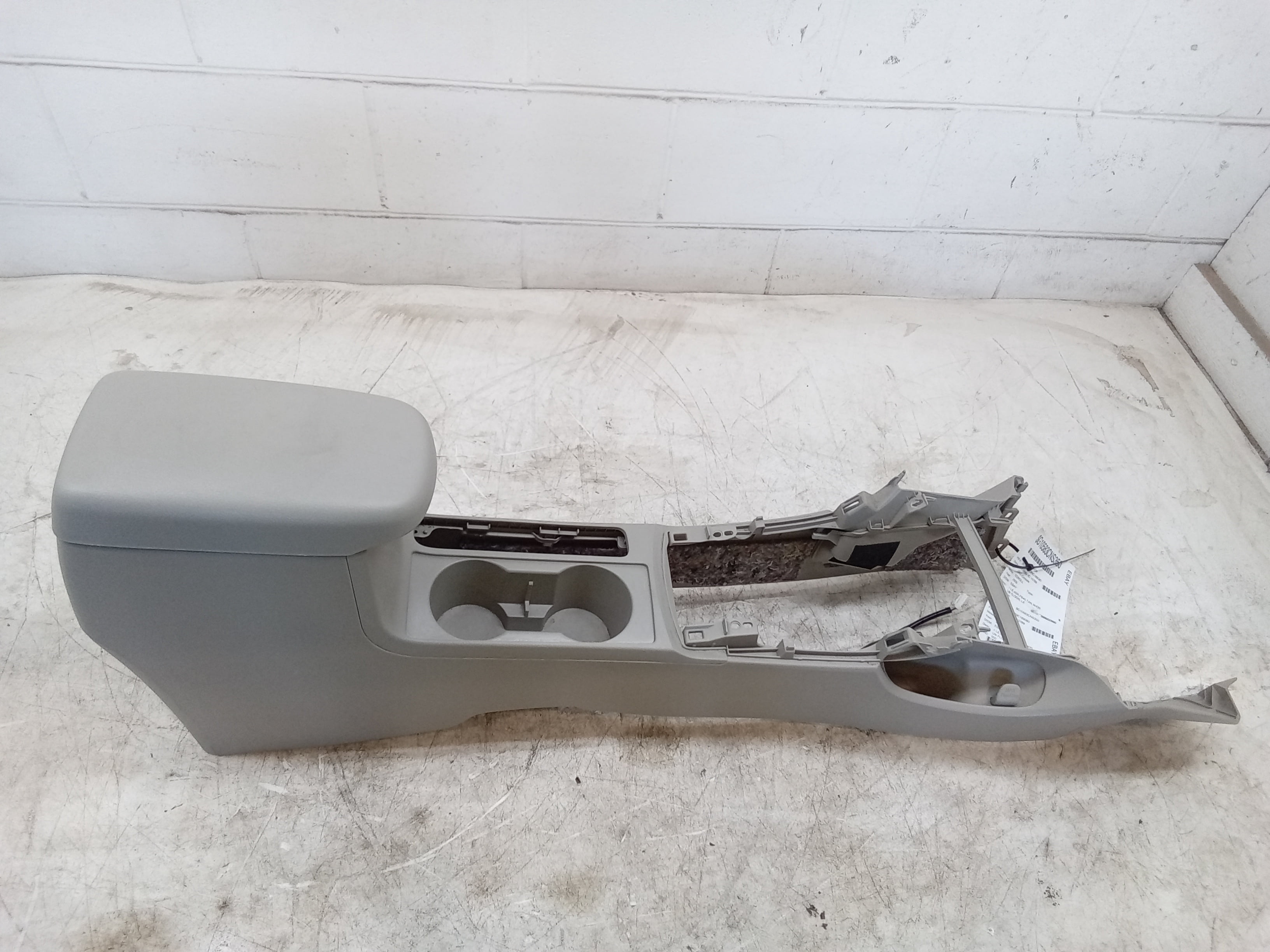 Pre-Owned 09 10 Toyota Corolla Floor Center Console OEM - Verify Specific Vehicle Fitment In Description - (Good)