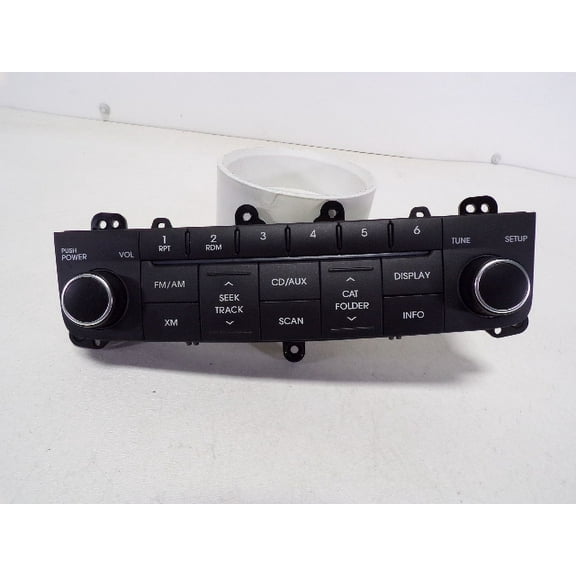 Pre-Owned 09-14 Hyundai Genesis Radio Control Panel OEM LKQ - Verify Specific Vehicle Fitment In Description - (Good)
