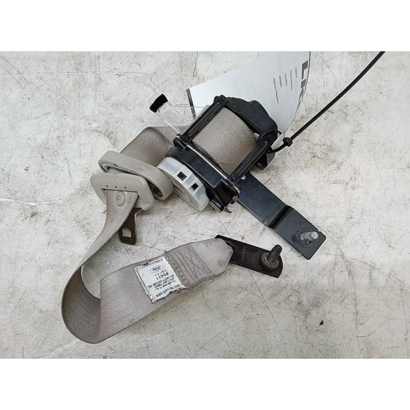 Pre-Owned 09 Ford Flex Front Driver Selt Belt Retractor Assembly OEM (Good)