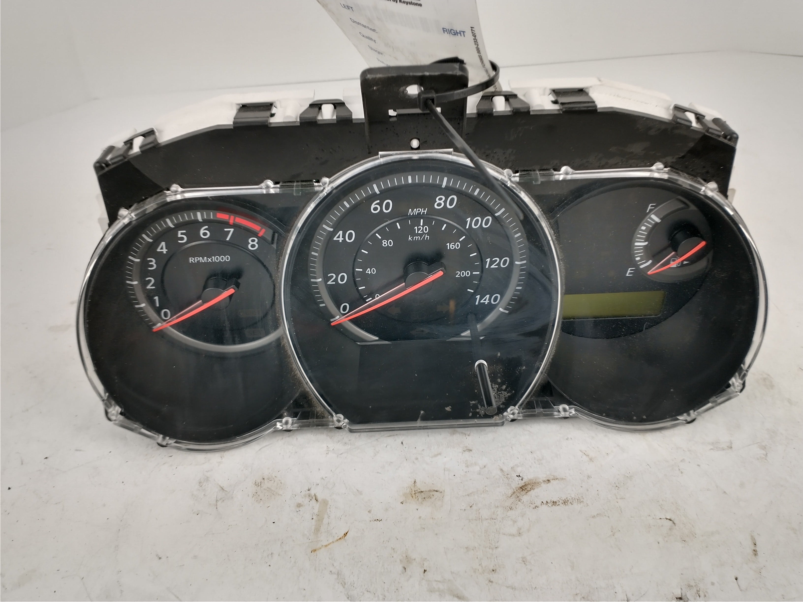 Pre-Owned 10 11 Nissan Versa Speedometer Head Cluster OEM (Good)