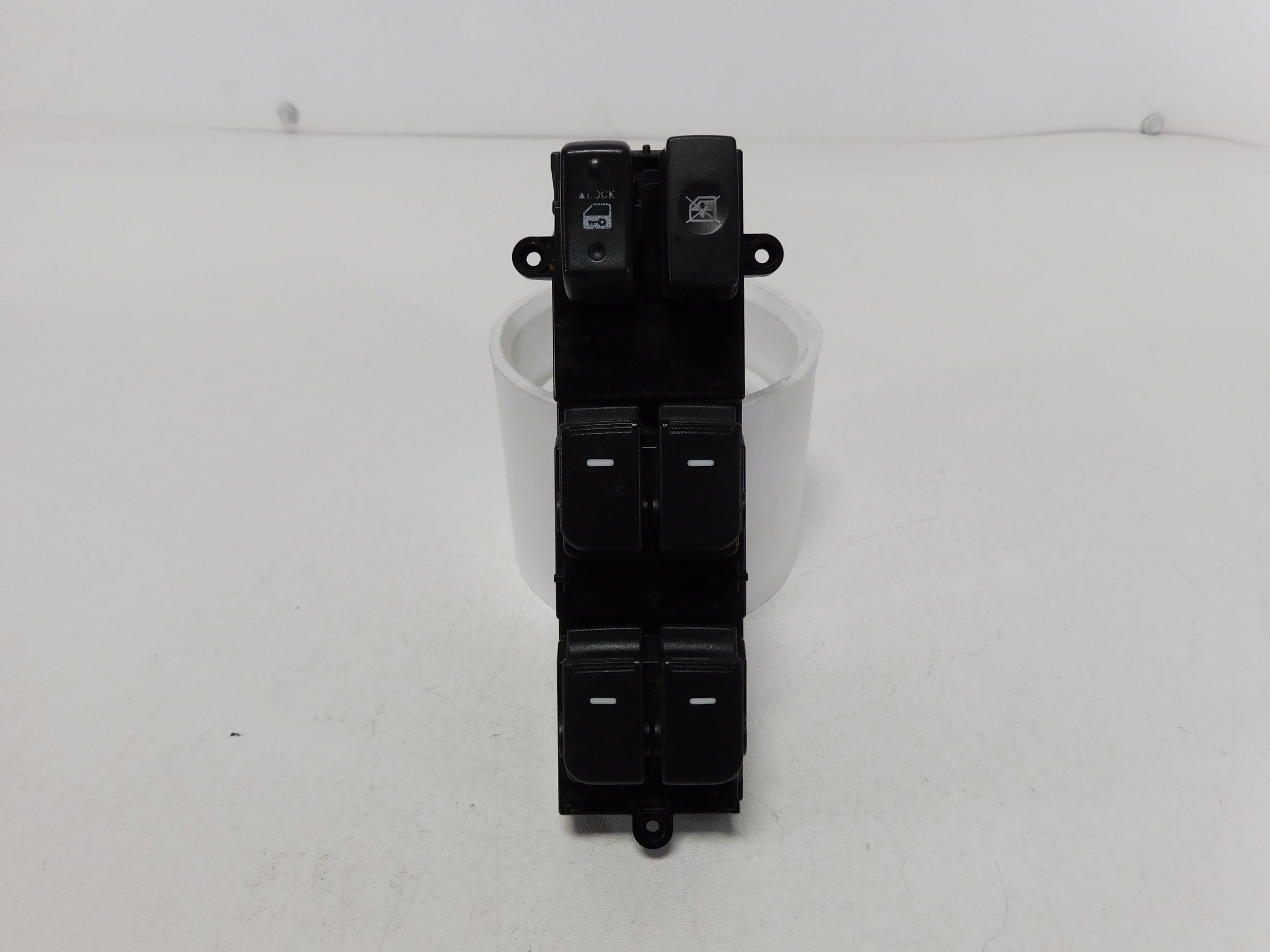 Pre-Owned 10-13 Kia Soul Driver Master Power Lock Window Switch OEM LKQ (Good)