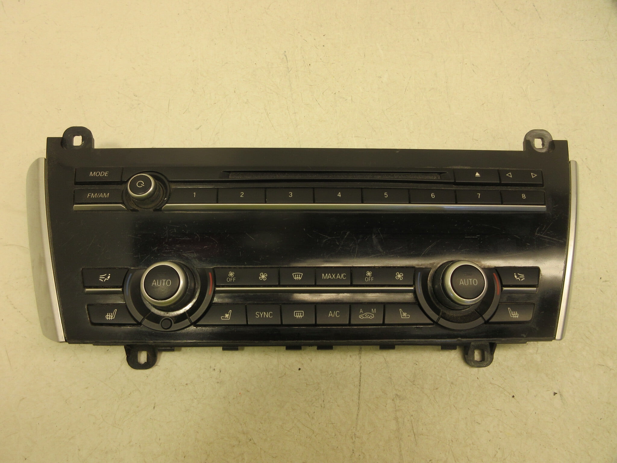 Pre-Owned 10-17 BMW 535I GT Audio Radio Climate Temperature Control panel OEM LKQ (Good)