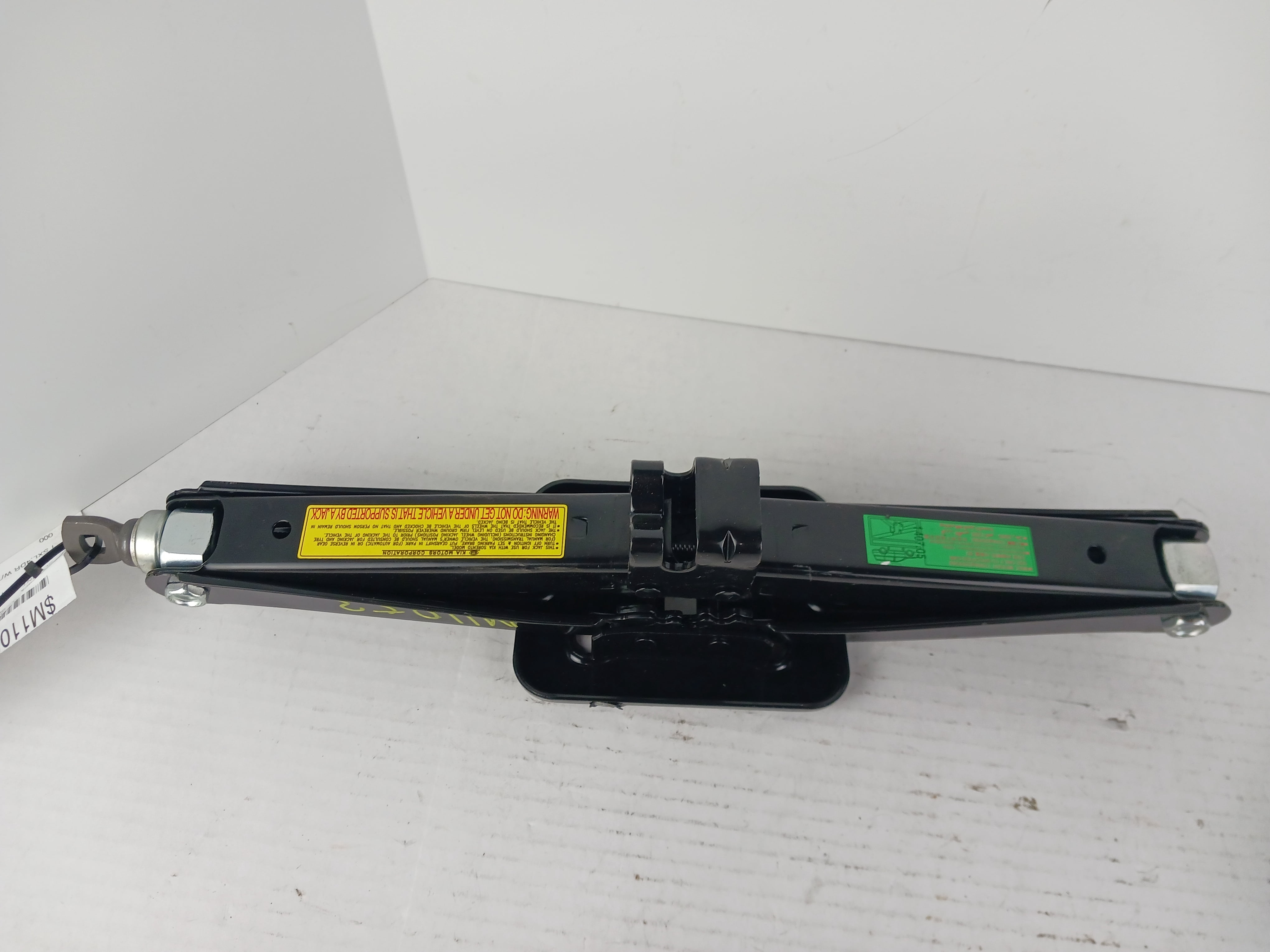 Pre-Owned 11 12 13 14 15 Kia Sorento Emergency Jack Assembly OEM - Verify Specific Vehicle Fitment In Description - (Good)