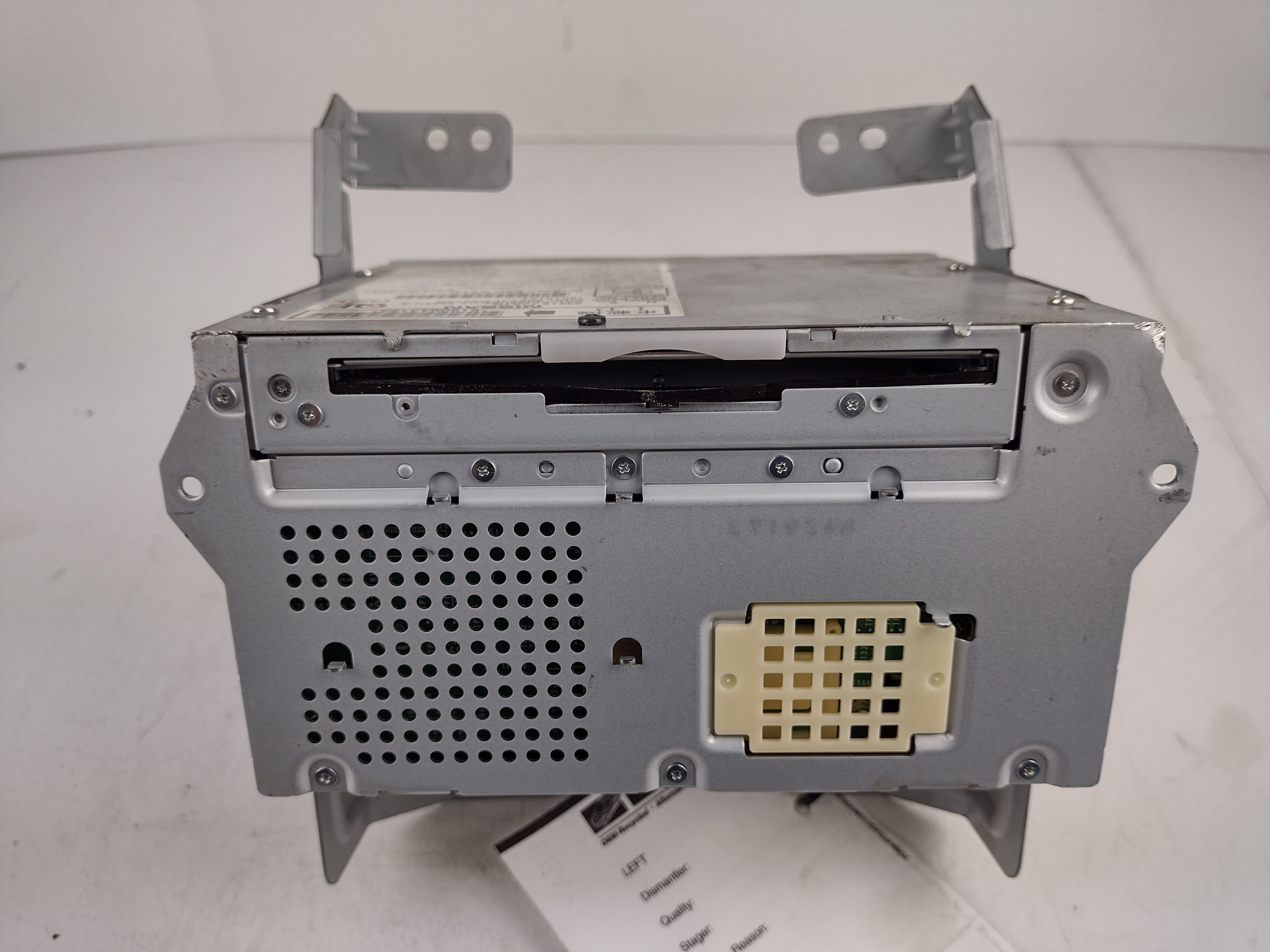 Pre-Owned 11 12 Nissan Murano AM FM CD Radio Receiver OEM - Verify Specific Vehicle Fitment In Description - (Good)