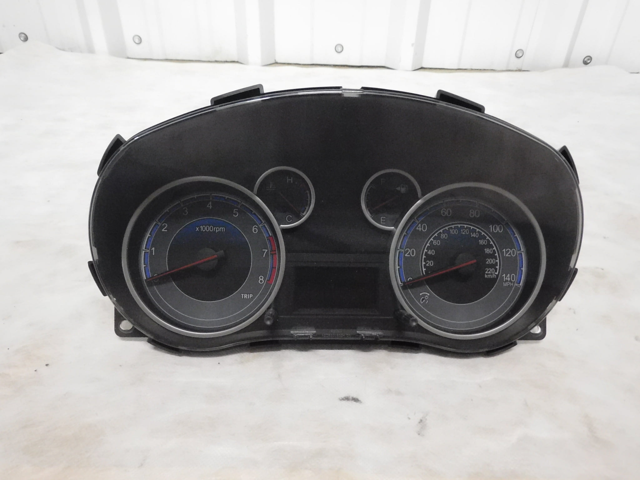 Pre-Owned 11 12 Suzuki SX4 Speedometer Speedo Cluster 41k Miles OEM LKQ - Verify Specific Vehicle Fitment In Description - (Good)