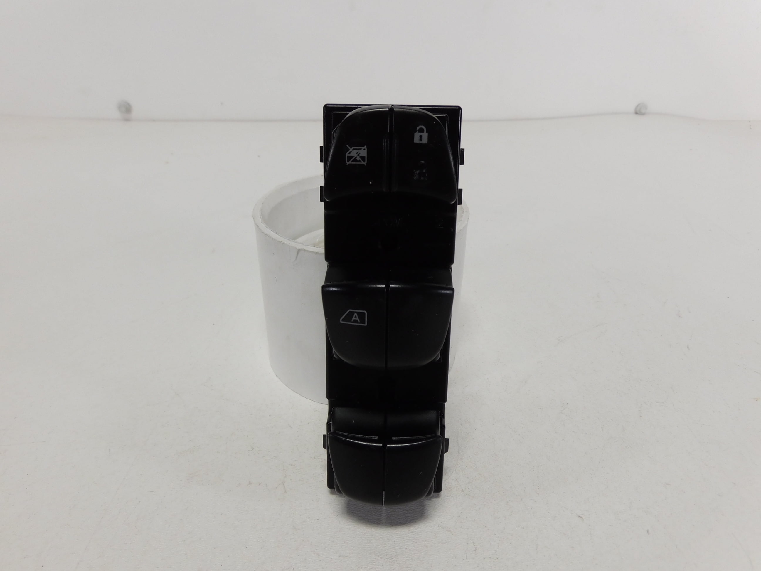 Pre-Owned 11-15 17 Nissan Juke Driver Master Power Lock Window Switch OEM LKQ (Good)