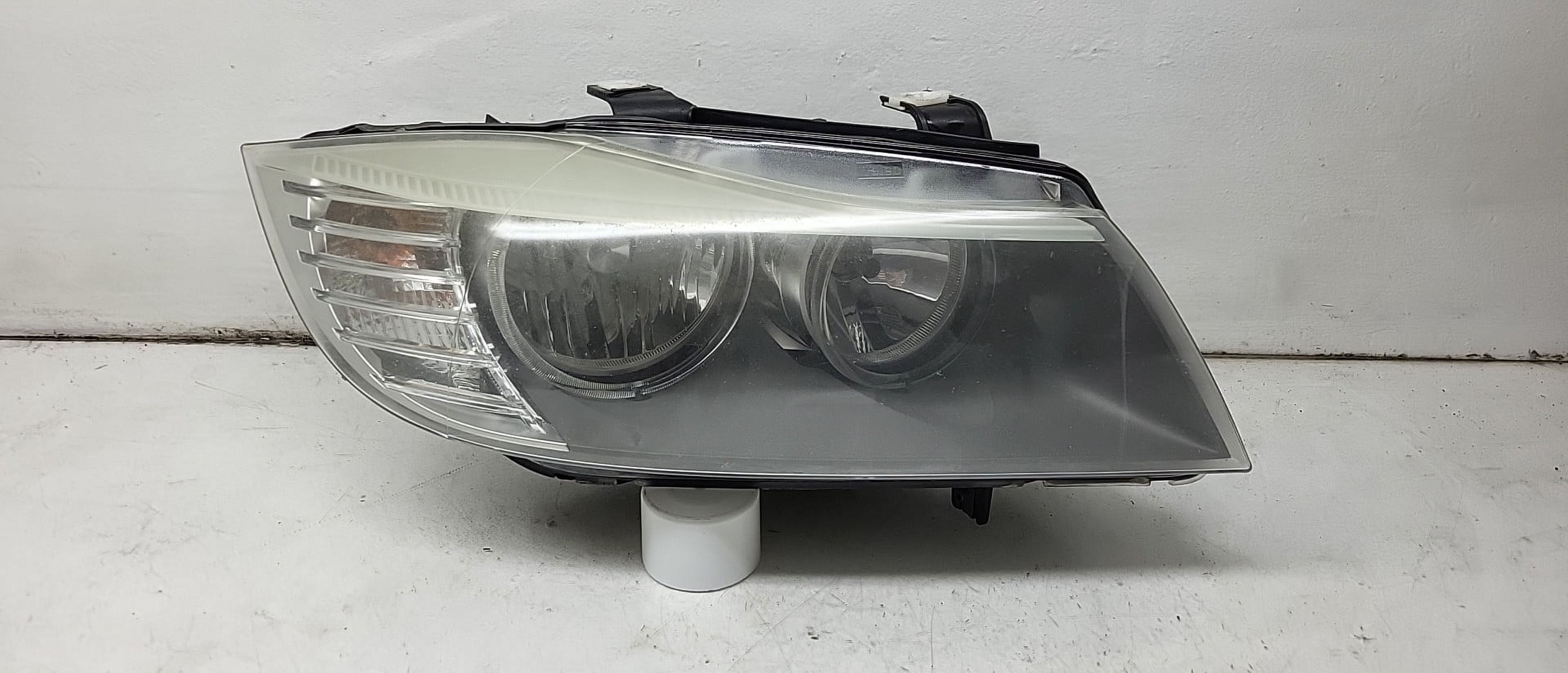 Pre-Owned 11 2011 BMW 328 Passenger RH Head Light Lamp OEM (Good)