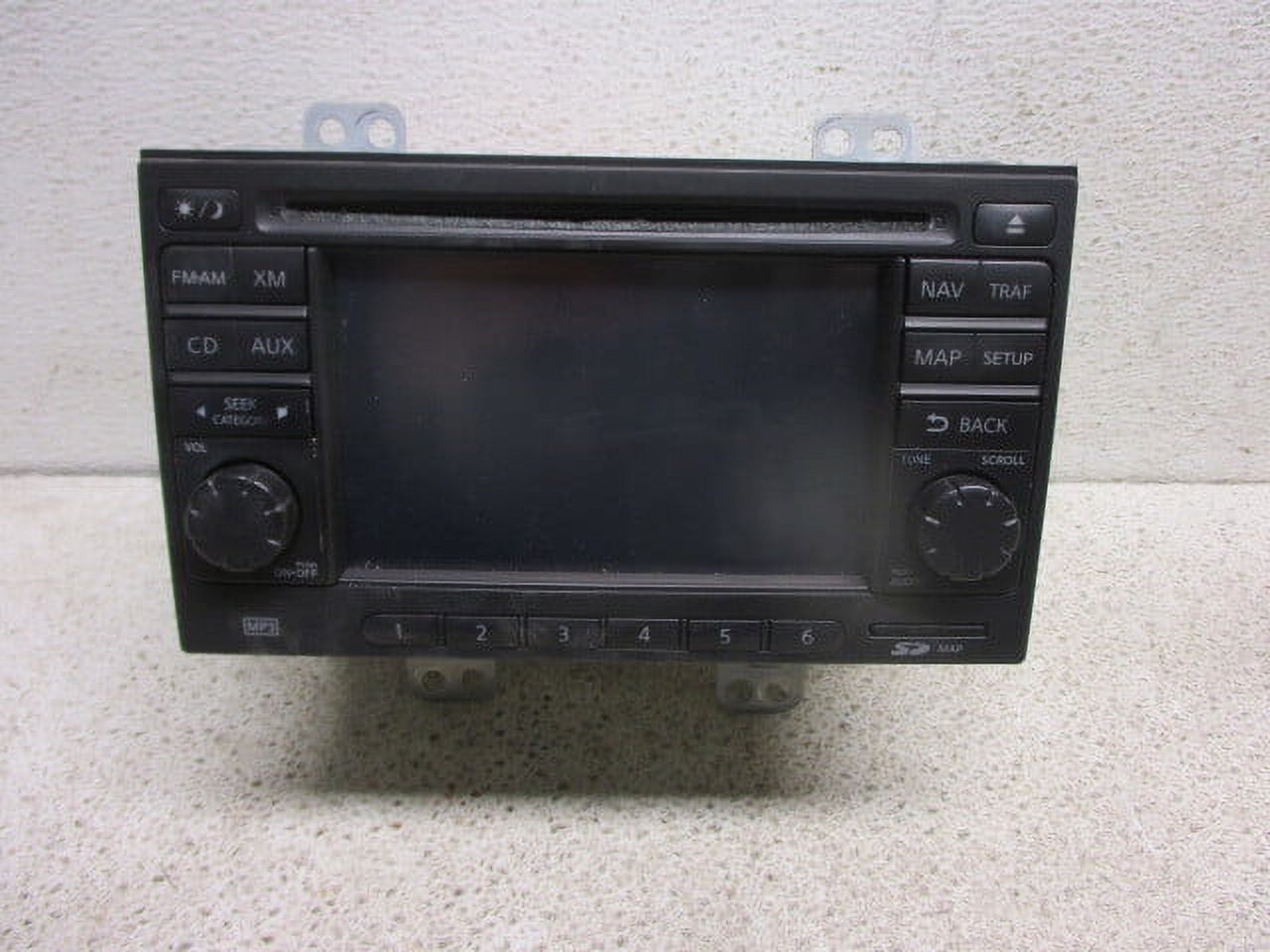 Pre-Owned 11 2011 Nissan Rogue AM FM 6 Disc CD GPS Navigation Radio OEM LKQ - Verify Specific Vehicle Fitment In Description - (Good)