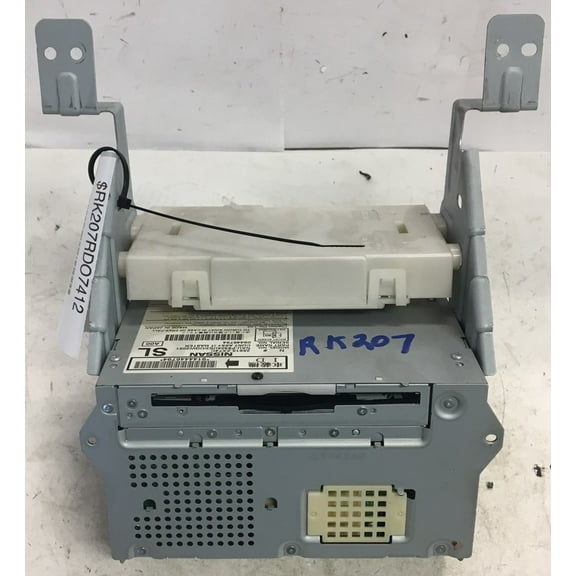 Pre-Owned 11 Infiniti QX56 AM FM CD Player Radio Receiver OEM LKQ - Verify Specific Vehicle Fitment In Description - (Good)