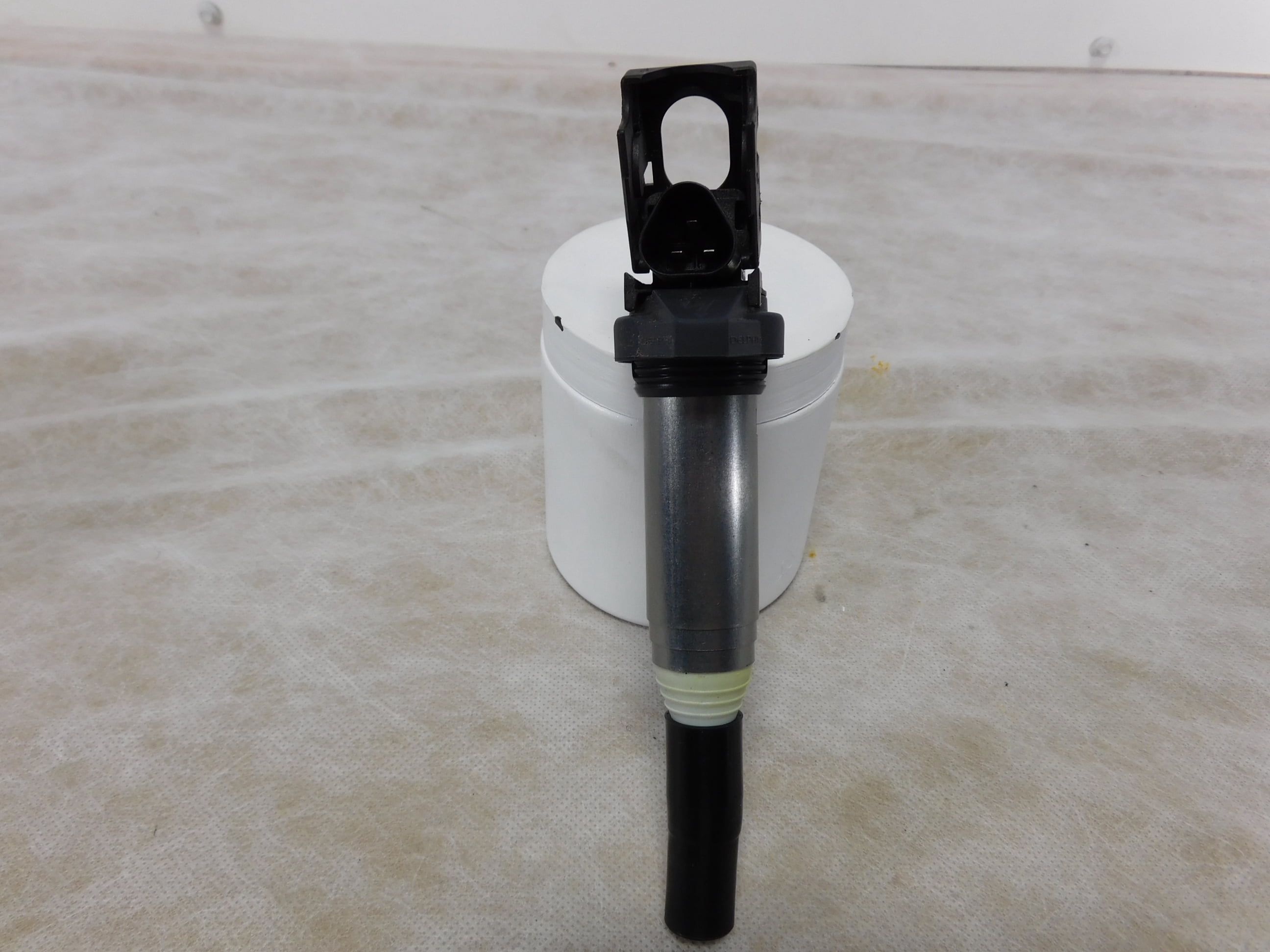 Pre-Owned 12 13 14 15 16 17 18 BMW 320i Ignition Coil OEM LKQ (Good)