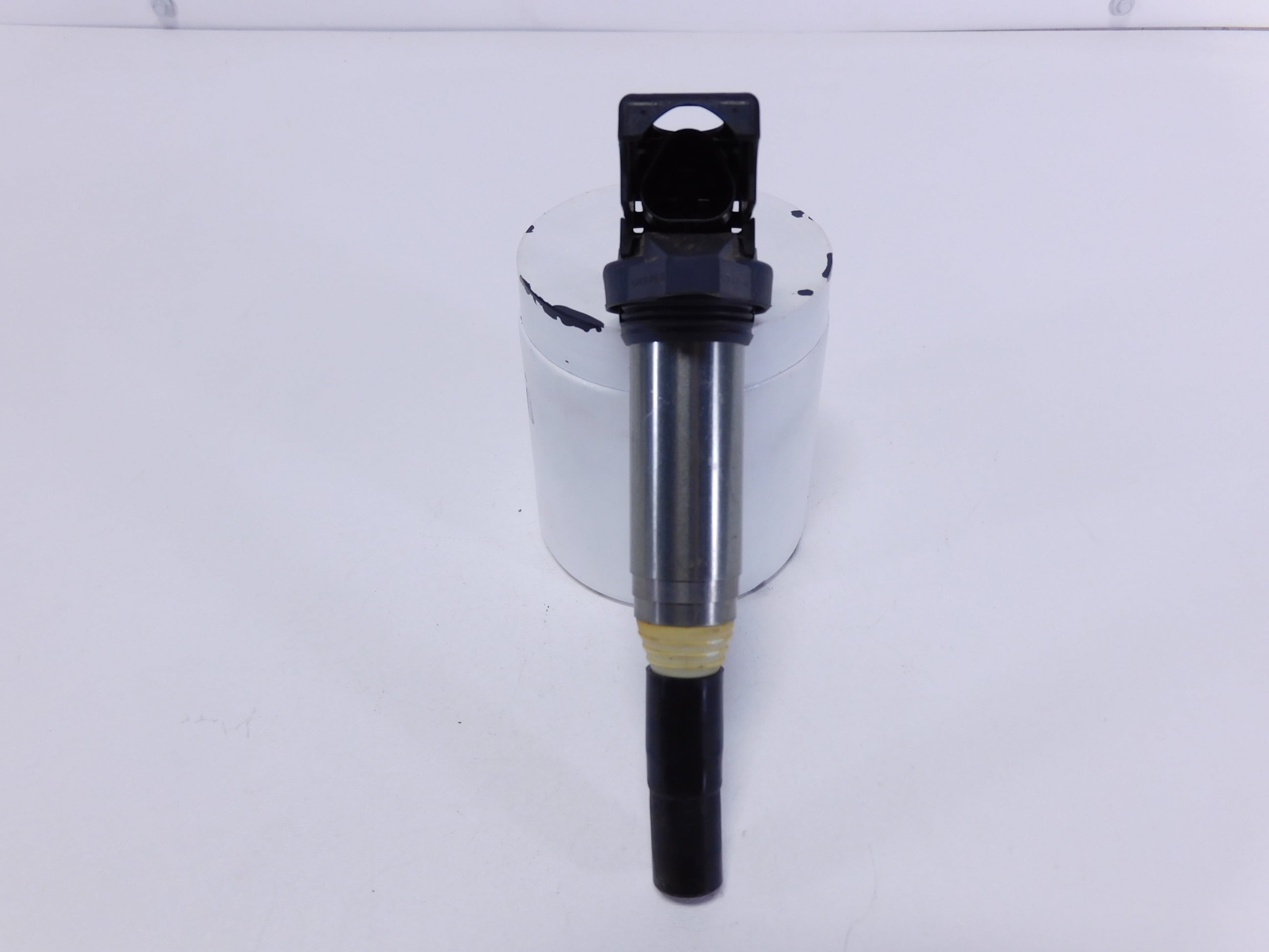Pre-Owned 12 13 14 15 16 BMW 528i Ignition Coil OEM LKQ (Good)