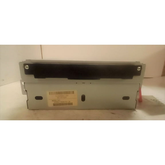 Pre-Owned 12-13 Land Rover LR4 AM FM CD Player Radio Receiver w/ Navigation OEM LKQ (Good)