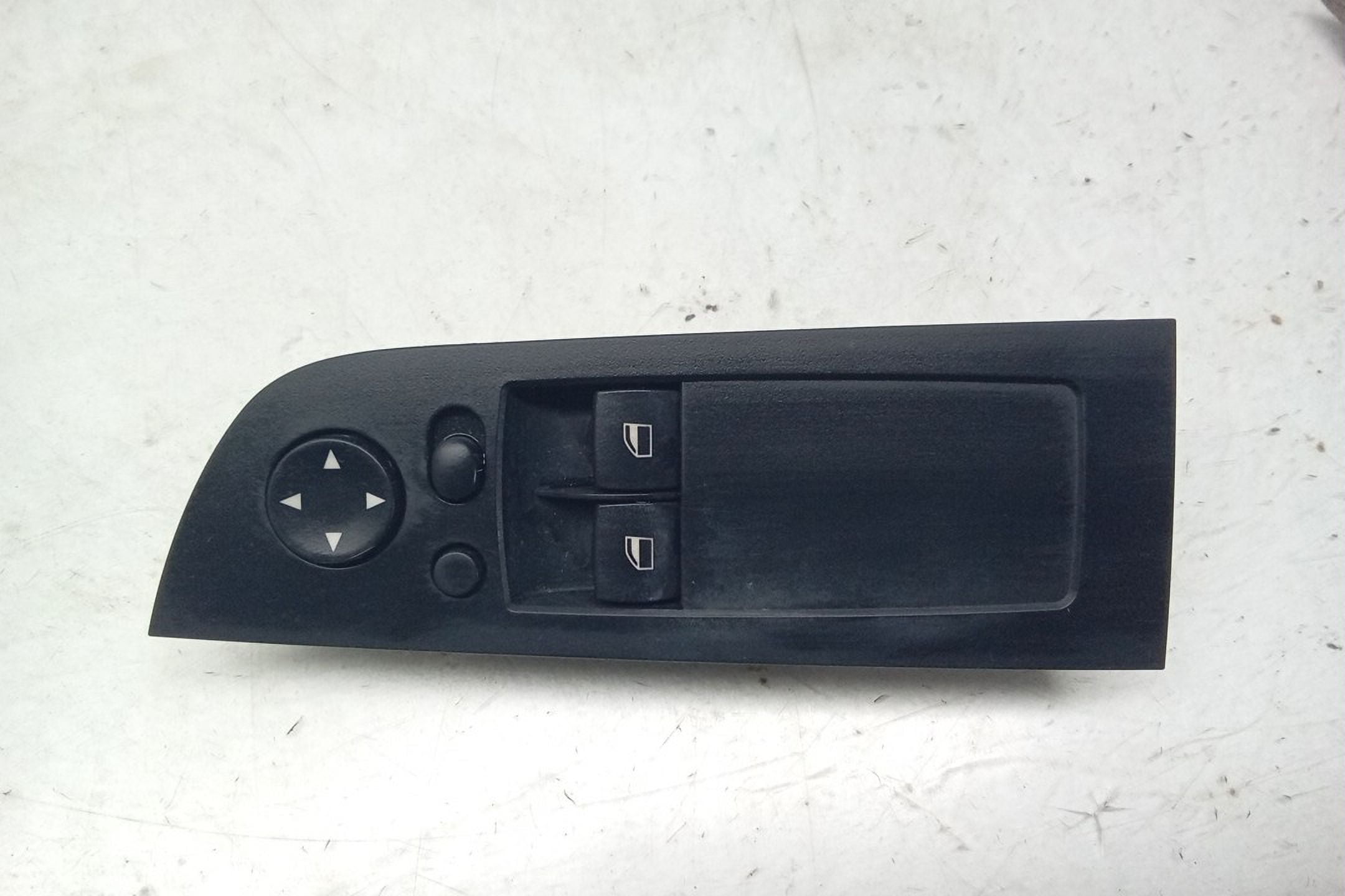 Pre-Owned 12 2012 BMW 328 Driver LH Window and Door Mirror Switch OEM (Good)