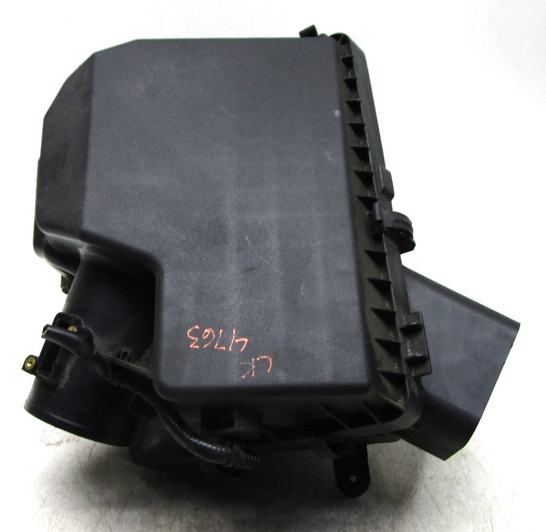 Pre-Owned 13 14 15 16 17 18 Nissan Altima 2.5L Air Filter Cleaner Box OEM LKQ (Good)