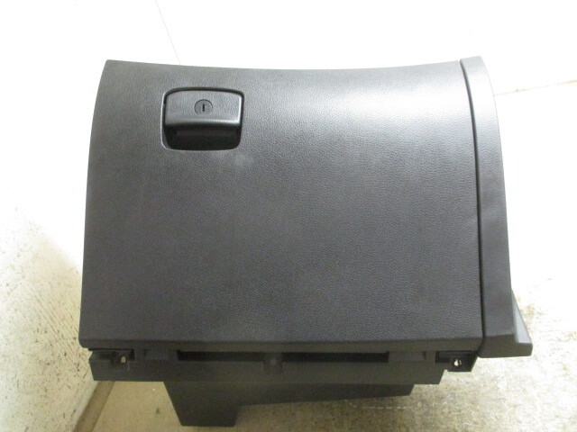 Pre-Owned 13 14 15 16 17 18 Nissan Altima Black Glovebox Glove Box Assembly OEM LKQ - Verify Specific Vehicle Fitment In Description - (Good)