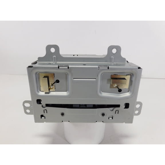Pre-Owned 13 14 Buick Encore CD Player Radio Receiver OEM LKQ - Verify Specific Vehicle Fitment In Description - (Good)