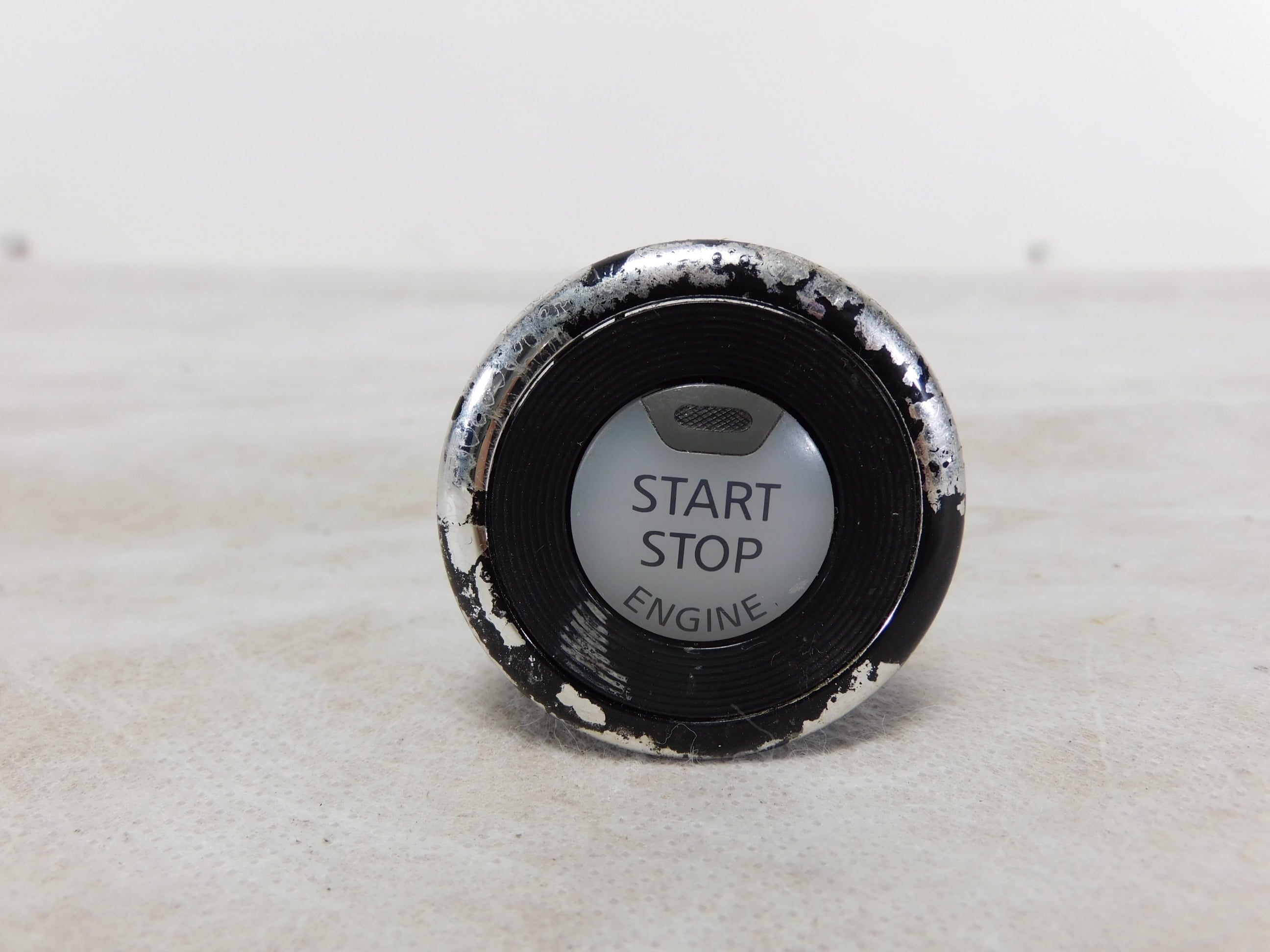 Pre-Owned 13-18 Nissan Altima Push Button Start Stop Ignition Switch OEM LKQ (Good)
