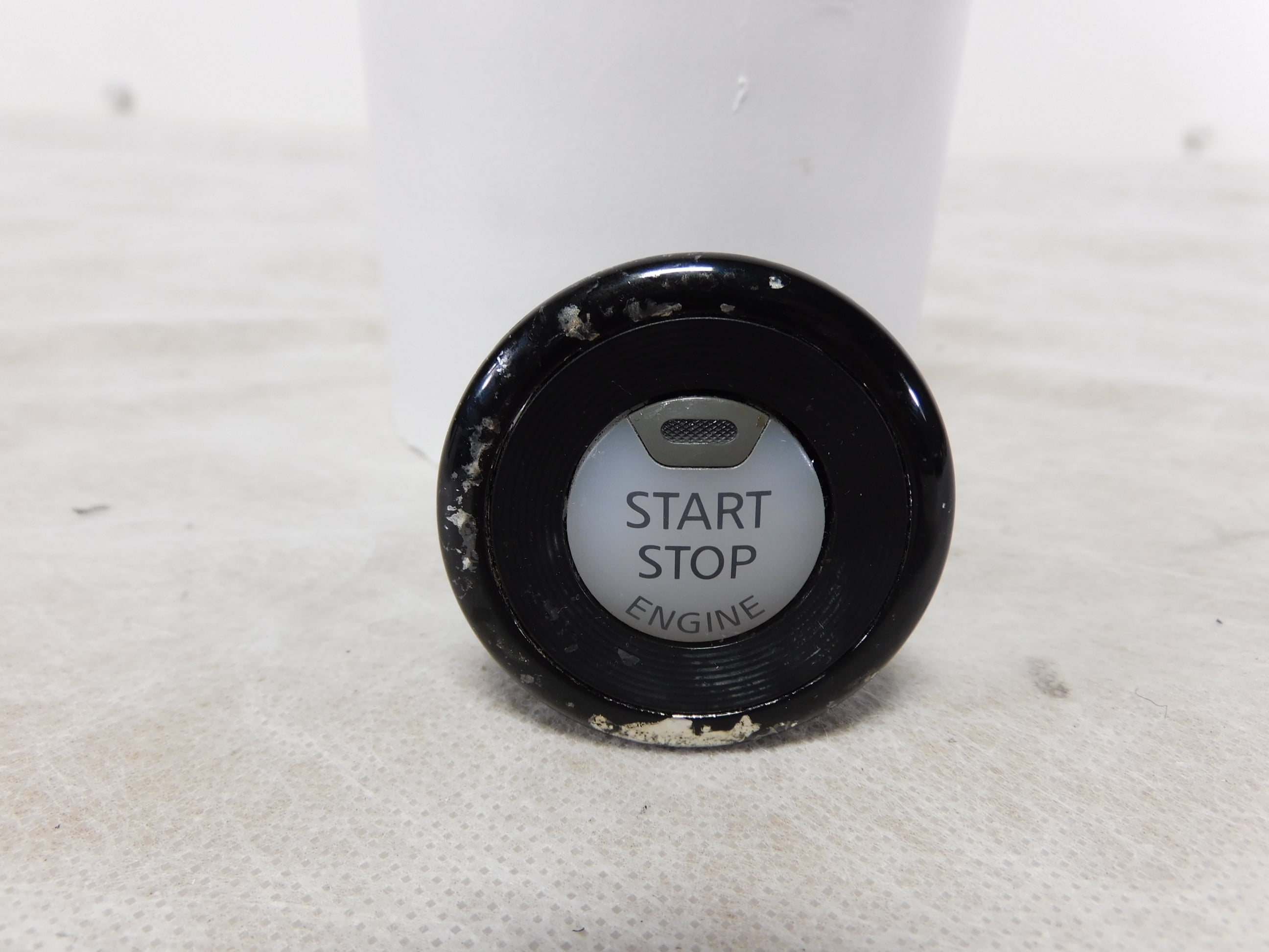 Pre-Owned 13-18 Nissan Altima Push Button Start Stop Ignition Switch OEM LKQ (Good)