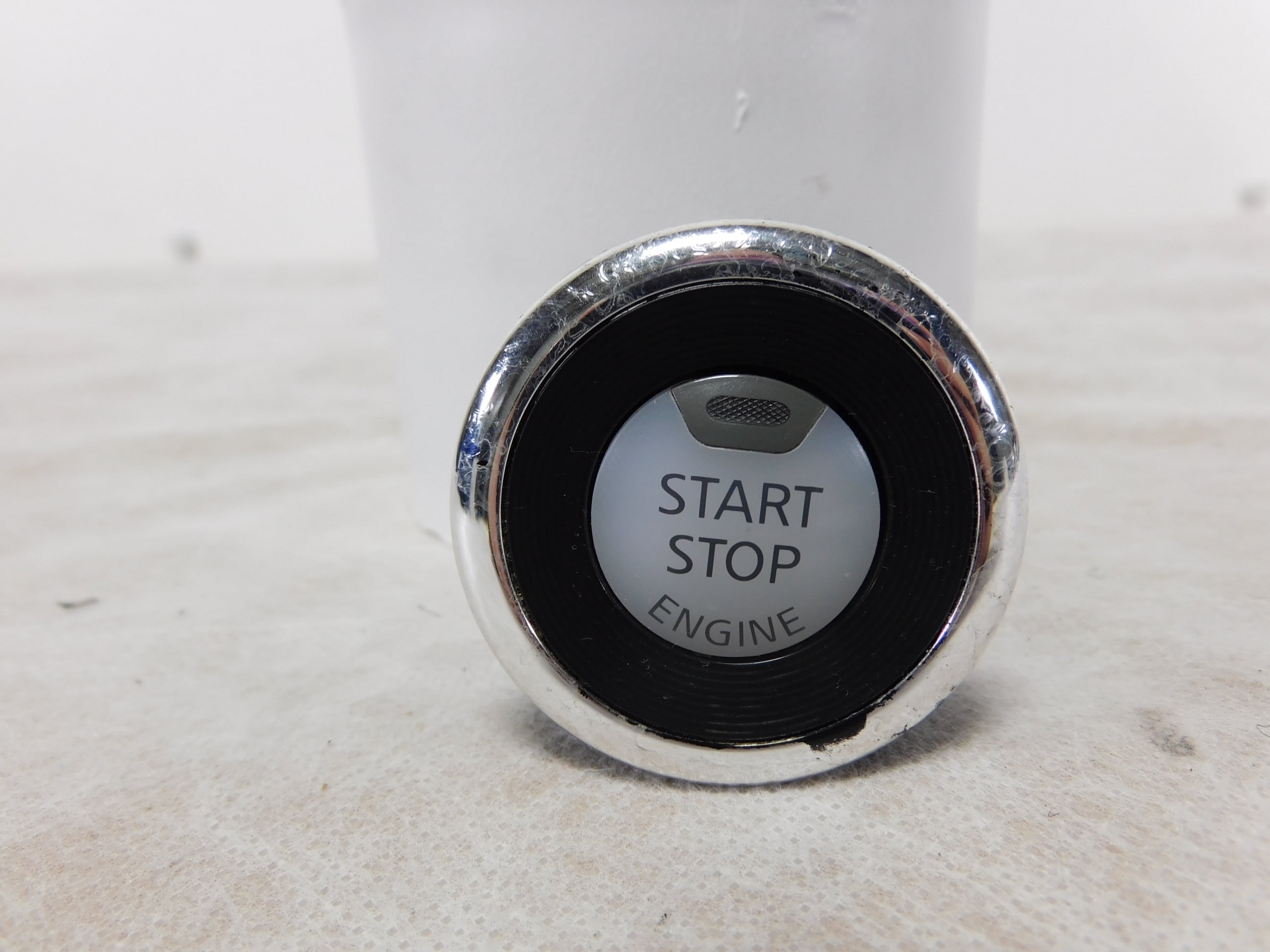 Pre-Owned 13-18 Nissan Altima Push Button Start Stop Ignition Switch OEM LKQ (Good)