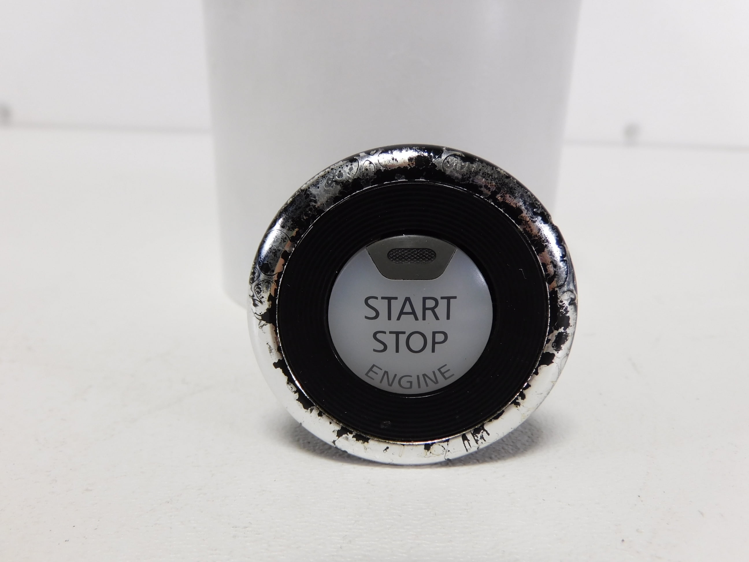 Pre-Owned 13-18 Nissan Altima Push Button Start Stop Ignition Switch OEM LKQ (Good)