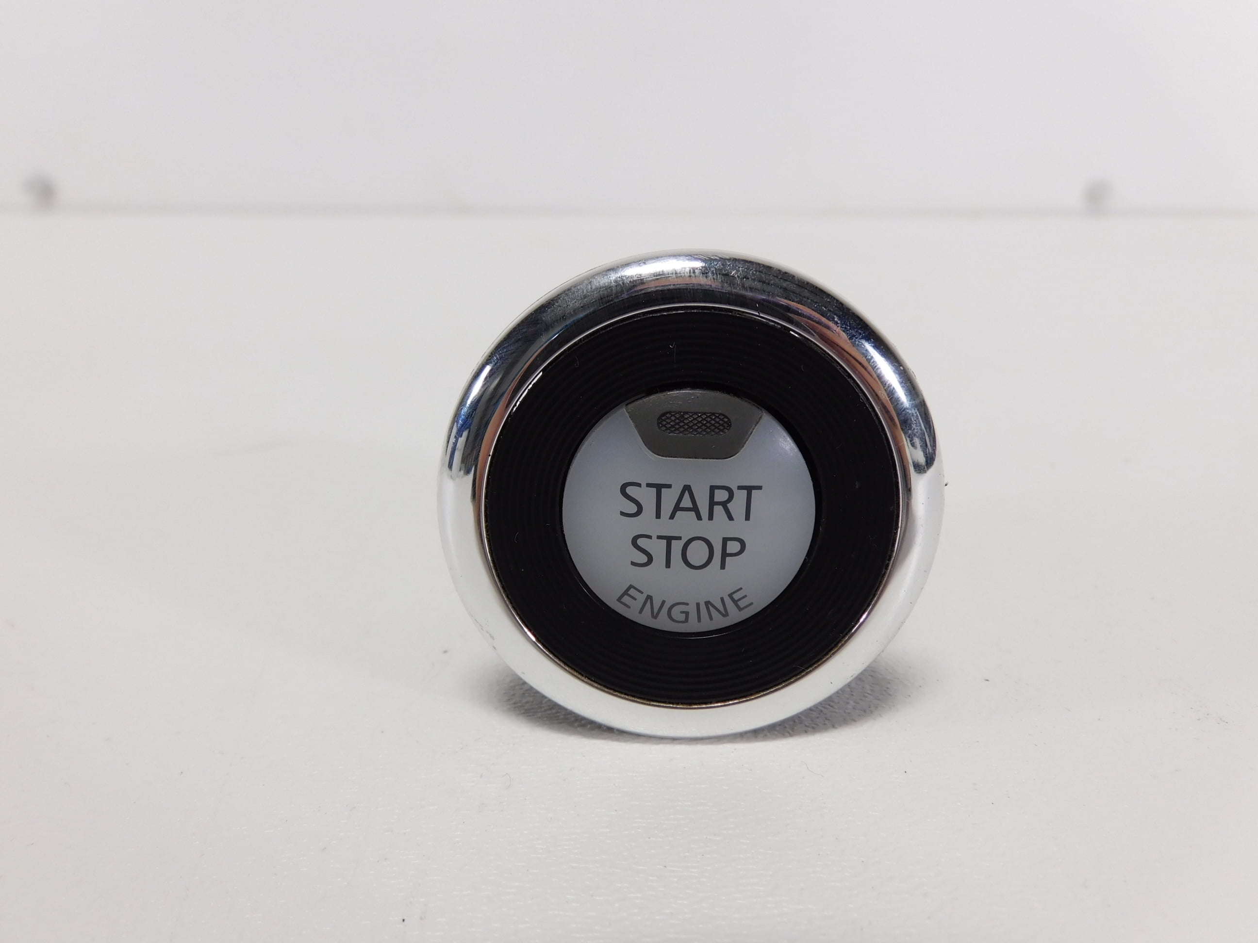 Pre-Owned 13-18 Nissan Altima Push Button Start Stop Ignition Switch OEM LKQ (Good)