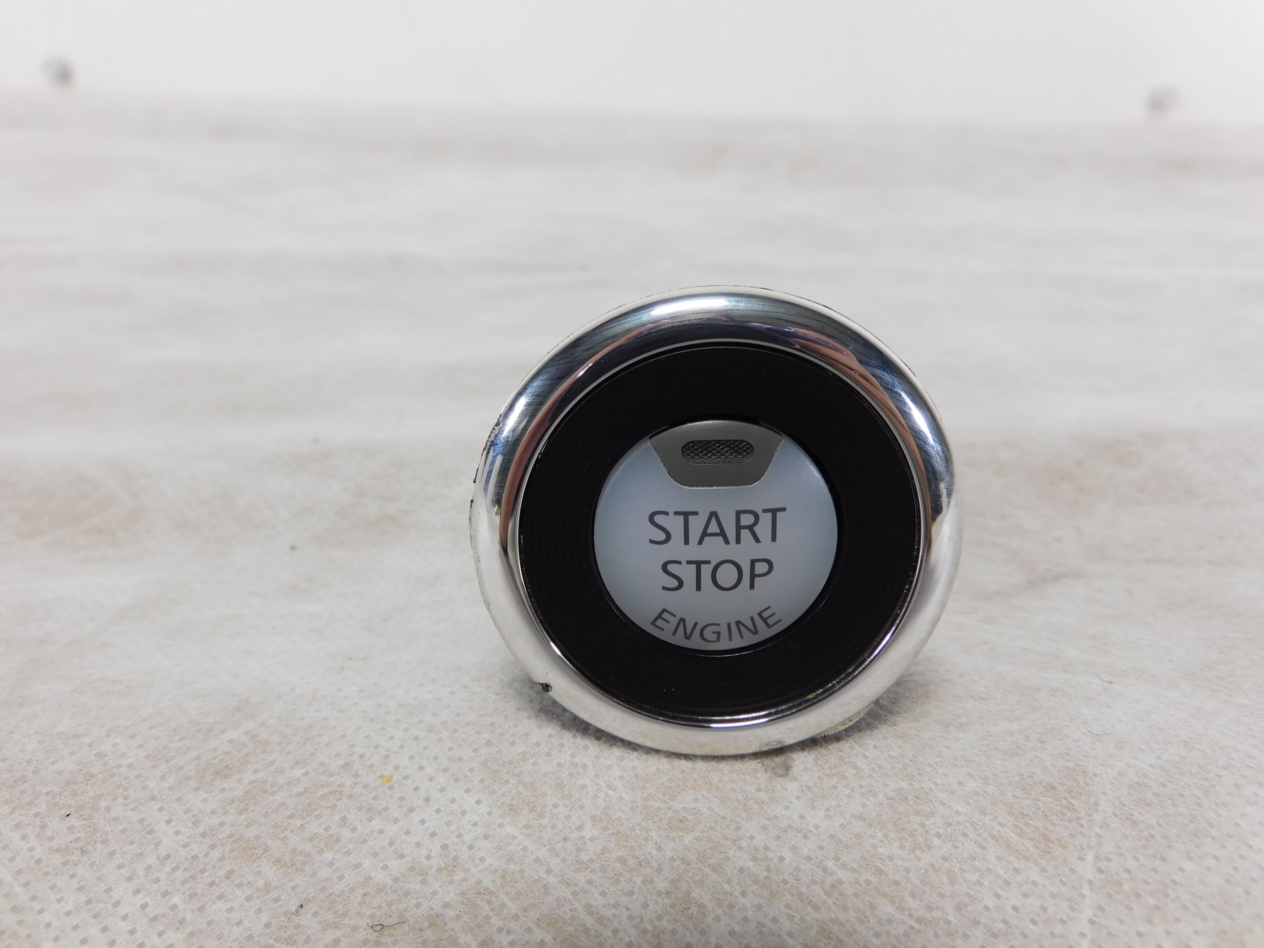 Pre-Owned 13-18 Nissan Altima Push Button Start Stop Ignition Switch OEM LKQ (Good)