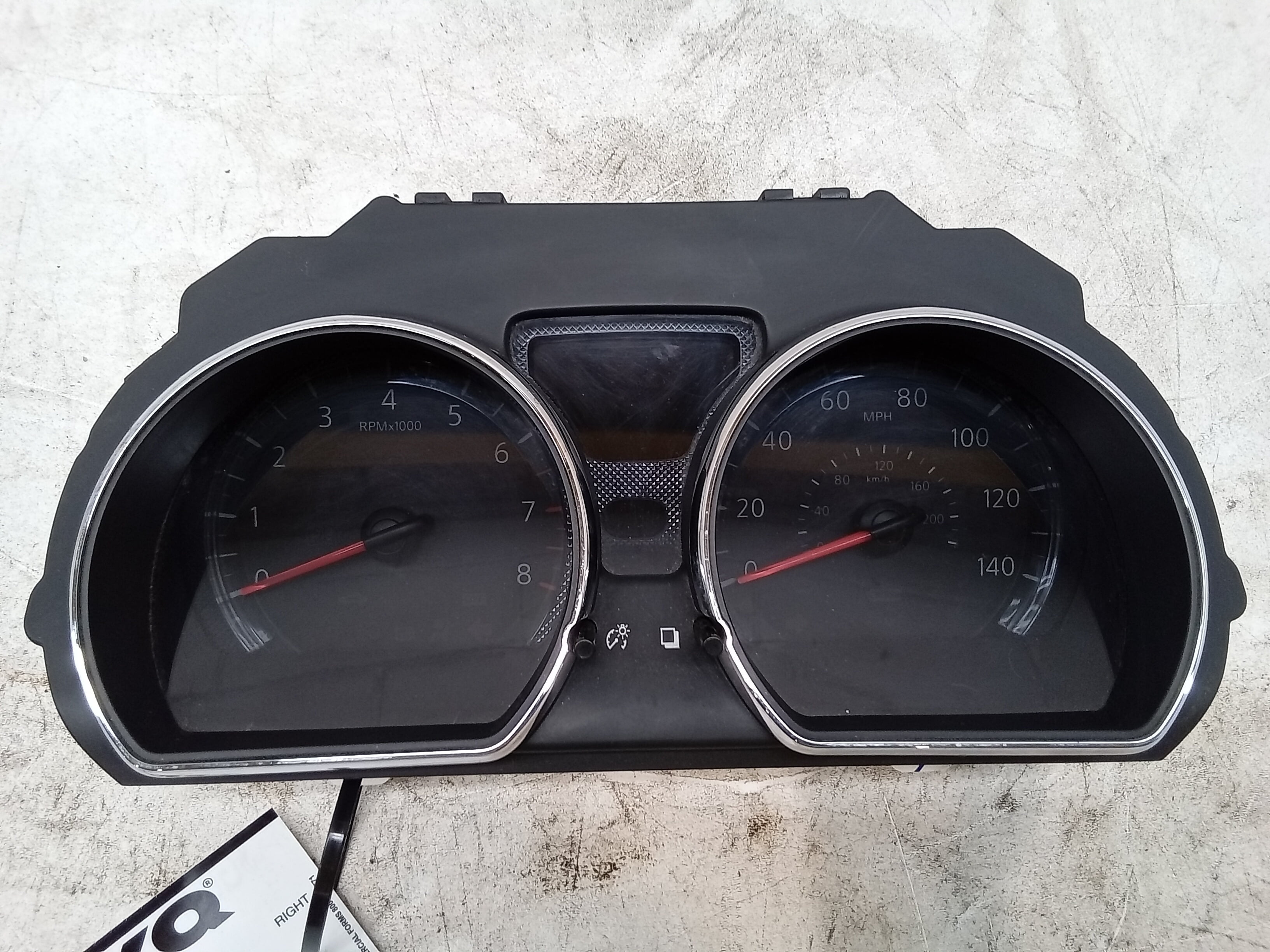 Pre-Owned 13 Nissan Versa Speedometer Head Cluster OEM (Good)