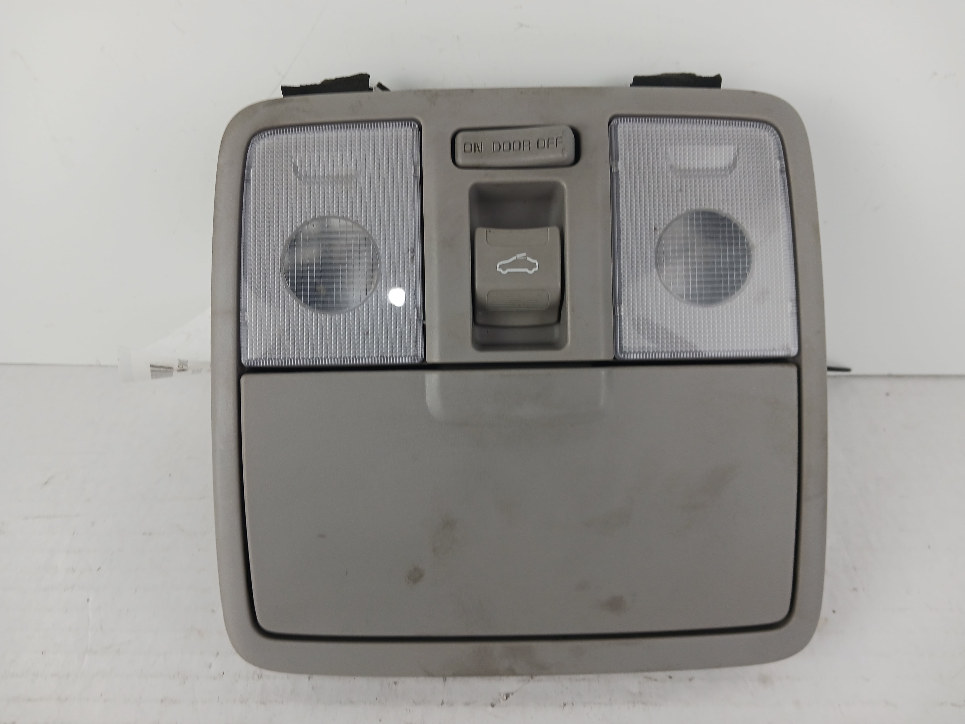 Pre-Owned 14 15 16 17 18 Kia Forte Overhead Console Dome Light OEM (Good)