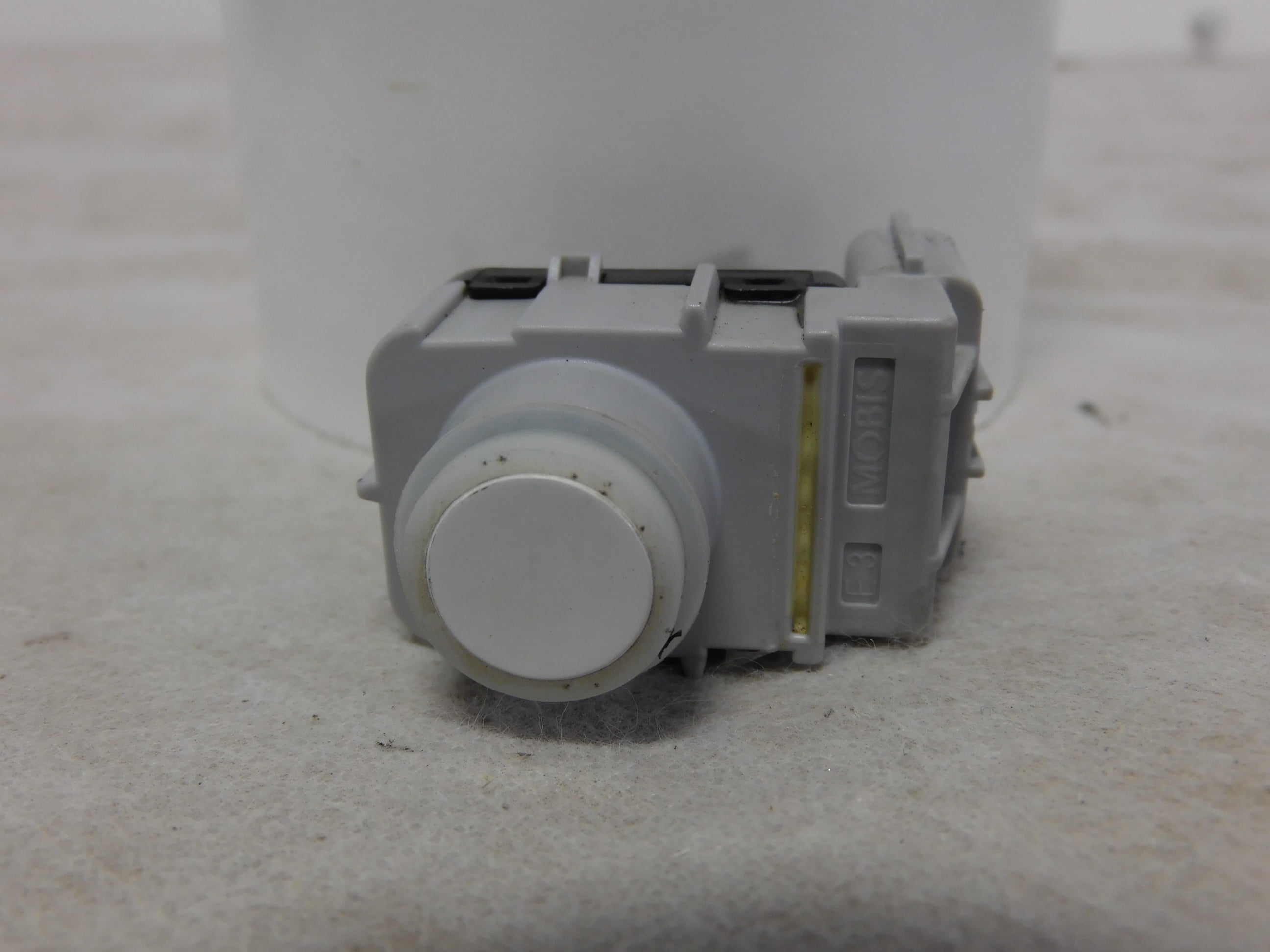 Pre-Owned 14 15 16 Kia Cadenza Left Driver Rear Outer Parking Assist Sensor OEM LKQ (Good)