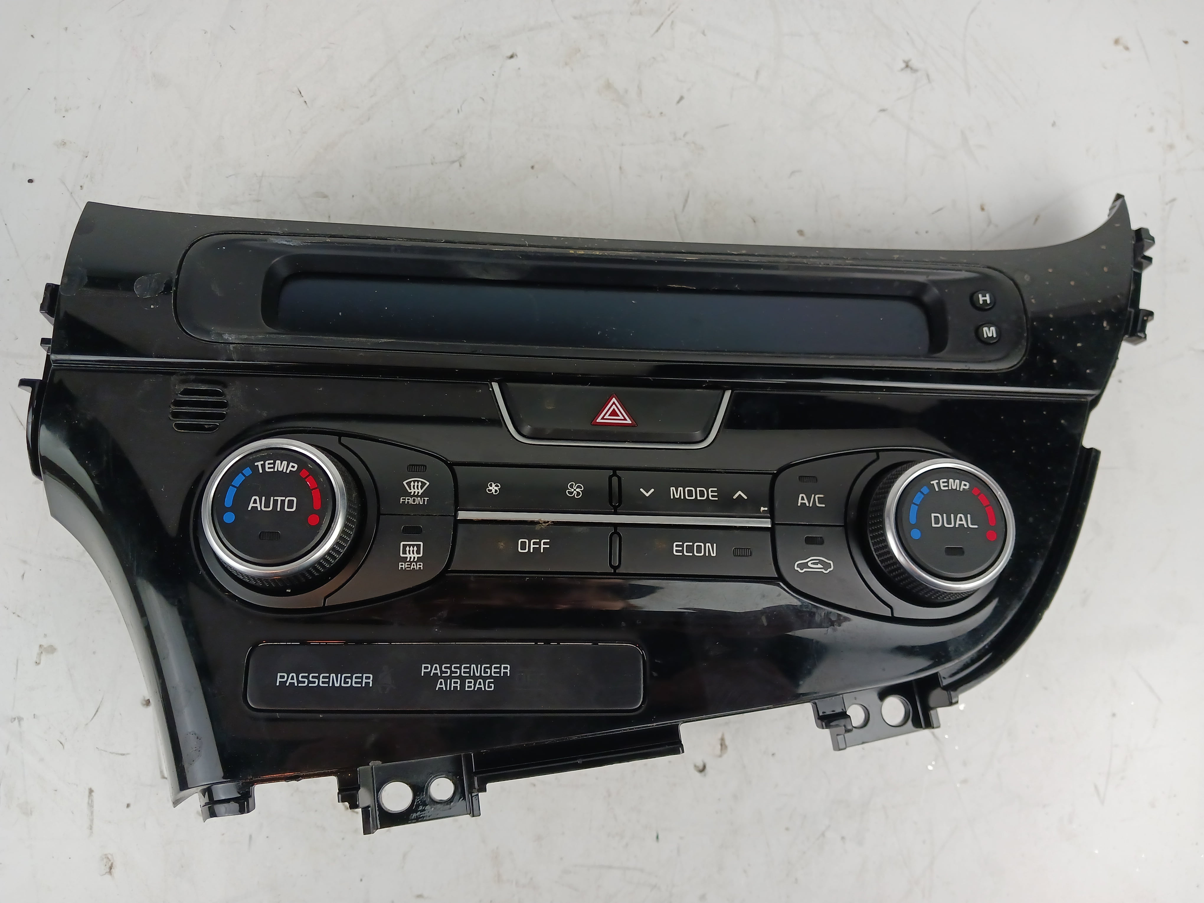 Pre-Owned 14 15 16 Kia Optima HVAC Temperature Control Unit OEM (Good)