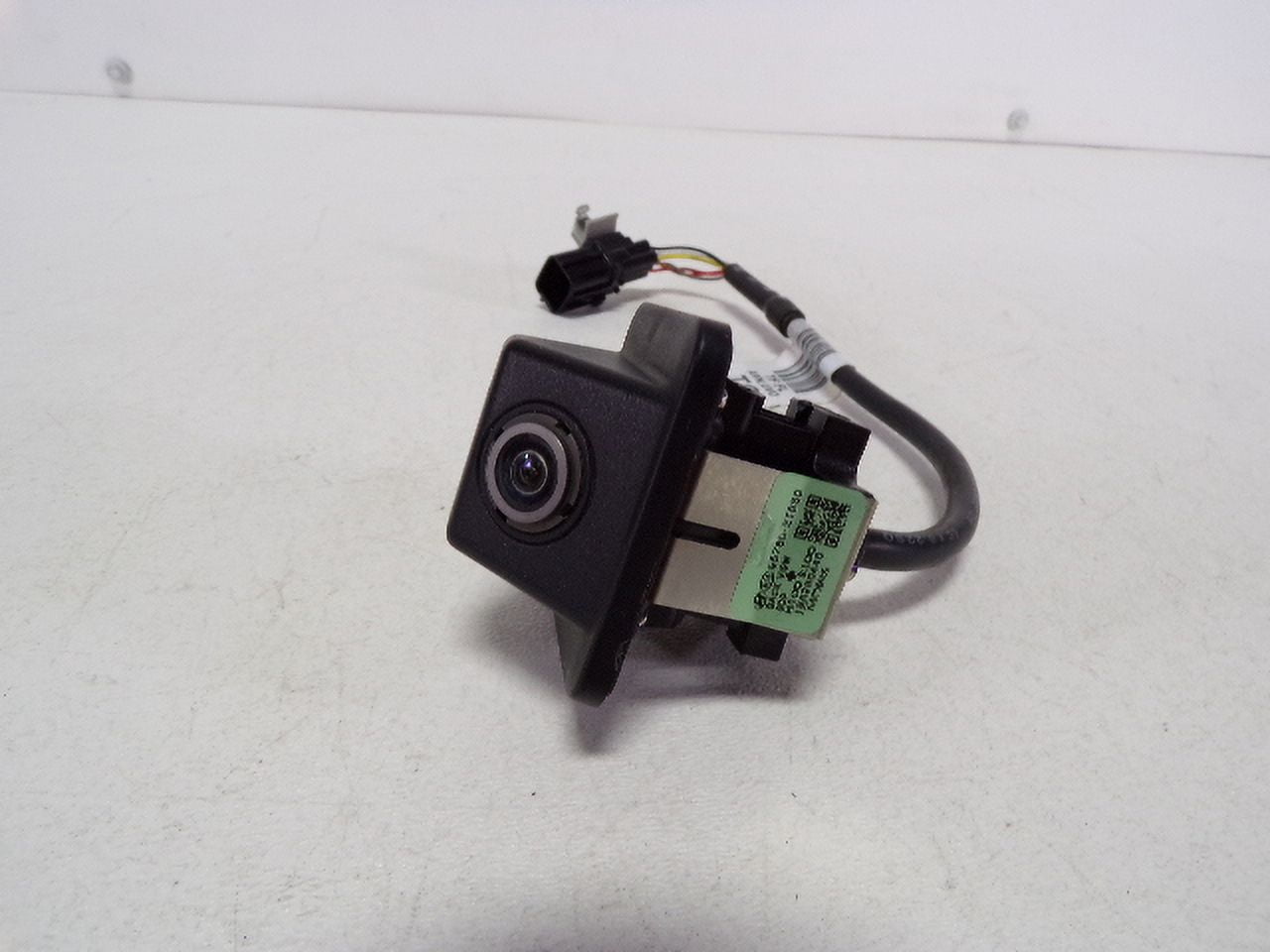 Pre-Owned 14 15 16 Kia Optima Rear View Backup Camera OEM LKQ - Verify Specific Vehicle Fitment In Description - (Good)