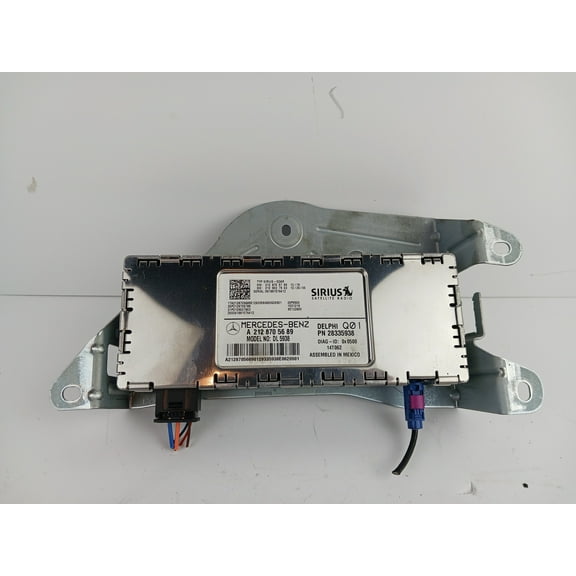 Pre-Owned 14 15 Mercedes-Benz E-Class Satellite Radio Control Module OEM (Good)