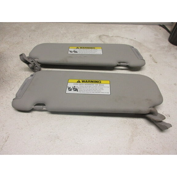 Pre-Owned 14-16 Hyundai Elantra Pair Of LH RH Interior Sun Visors OEM LKQ - Verify Specific Vehicle Fitment In Description - (Good)