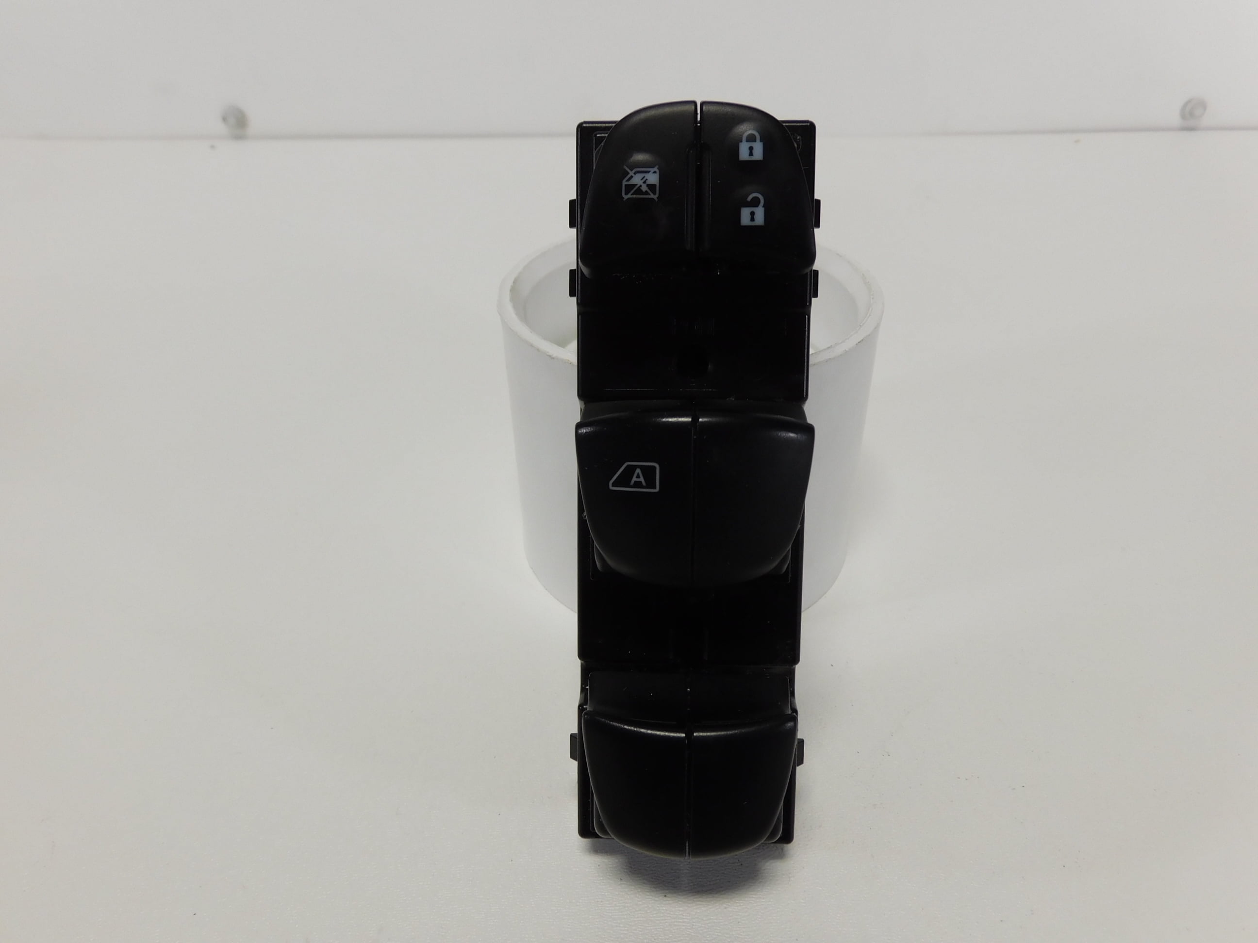 Pre-Owned 14-20 Nissan Rogue Driver Master Power Lock Window Switch OEM LKQ (Good)