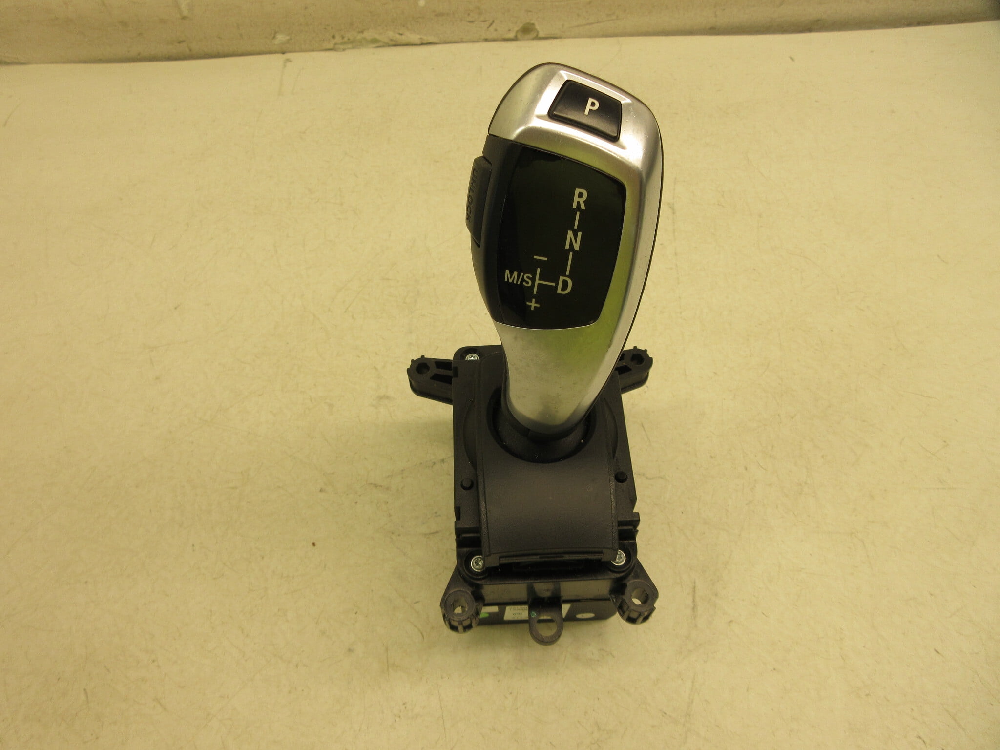 Pre-Owned 14 2014 BMW X5 Automatic Transmission Shift Shifter Assembly OEM LKQ - Verify Specific Vehicle Fitment In Description - (Good)