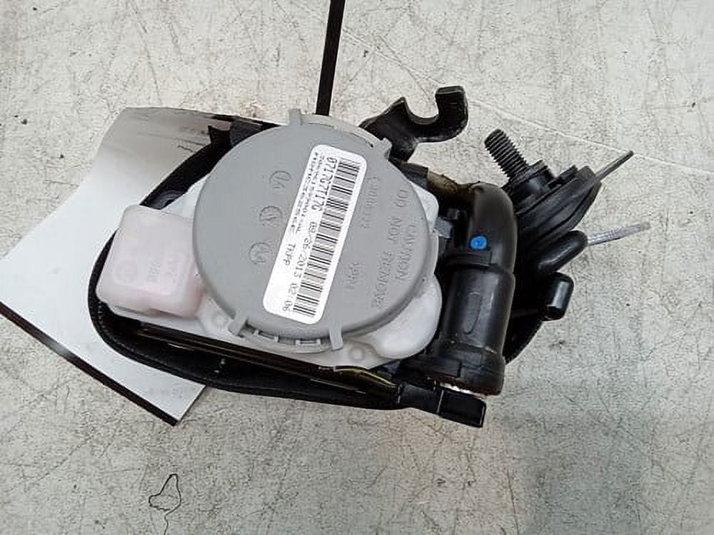 Pre-Owned 14 BMW X3 Front Right Passenger Seat Belt Retractor OEM (Good)