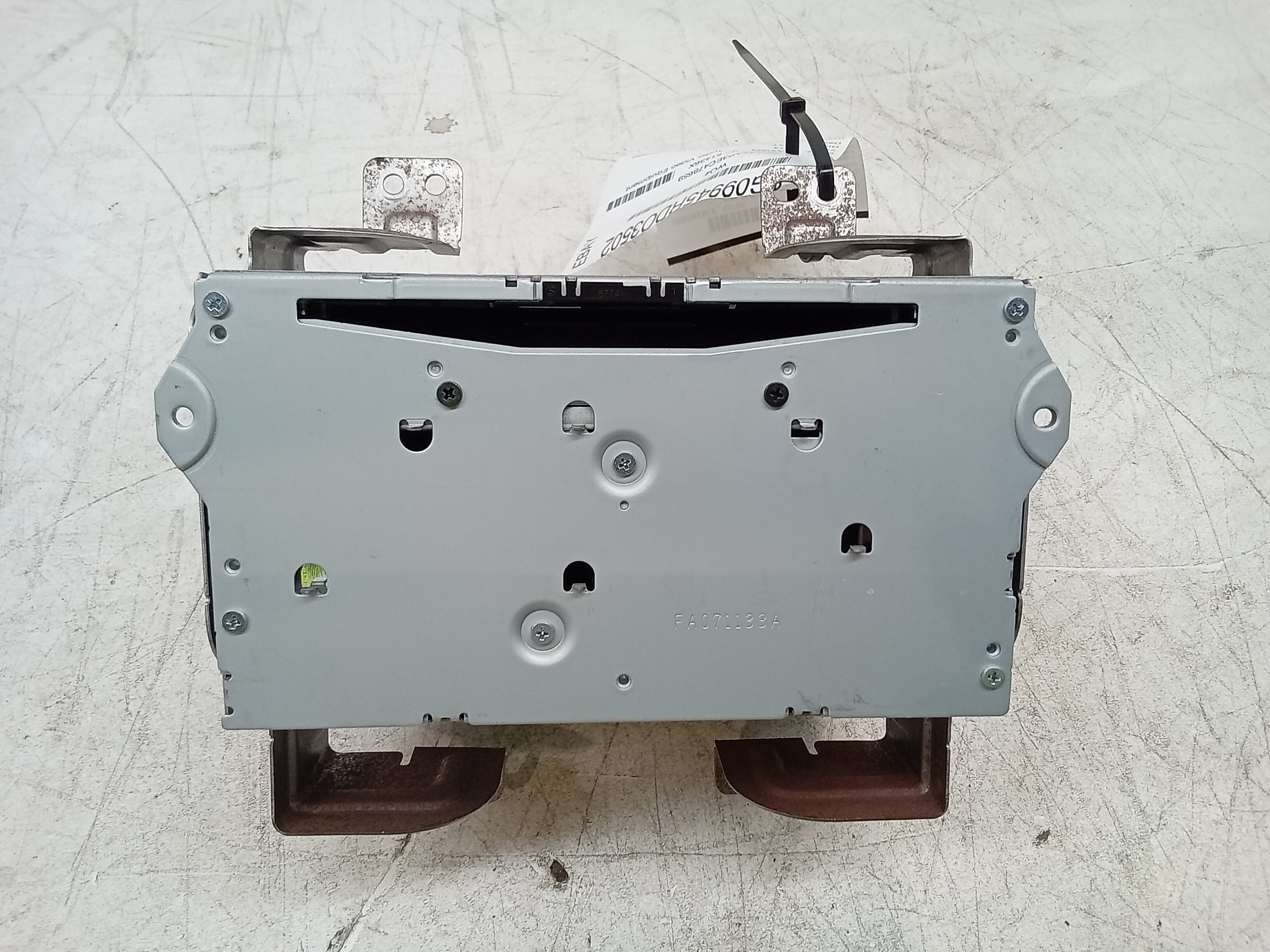 Pre-Owned 14 Nissan Maxima CD Player Radio W/ 2GB Music System OEM - Verify Specific Vehicle Fitment In Description - (Good)