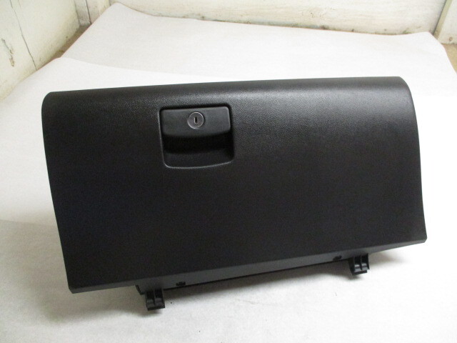 Pre-Owned 15 16 17 18 19 Subaru Legacy Black Glovebox Glove Box Assembly OEM LKQ - Verify Specific Vehicle Fitment In Description - (Good)