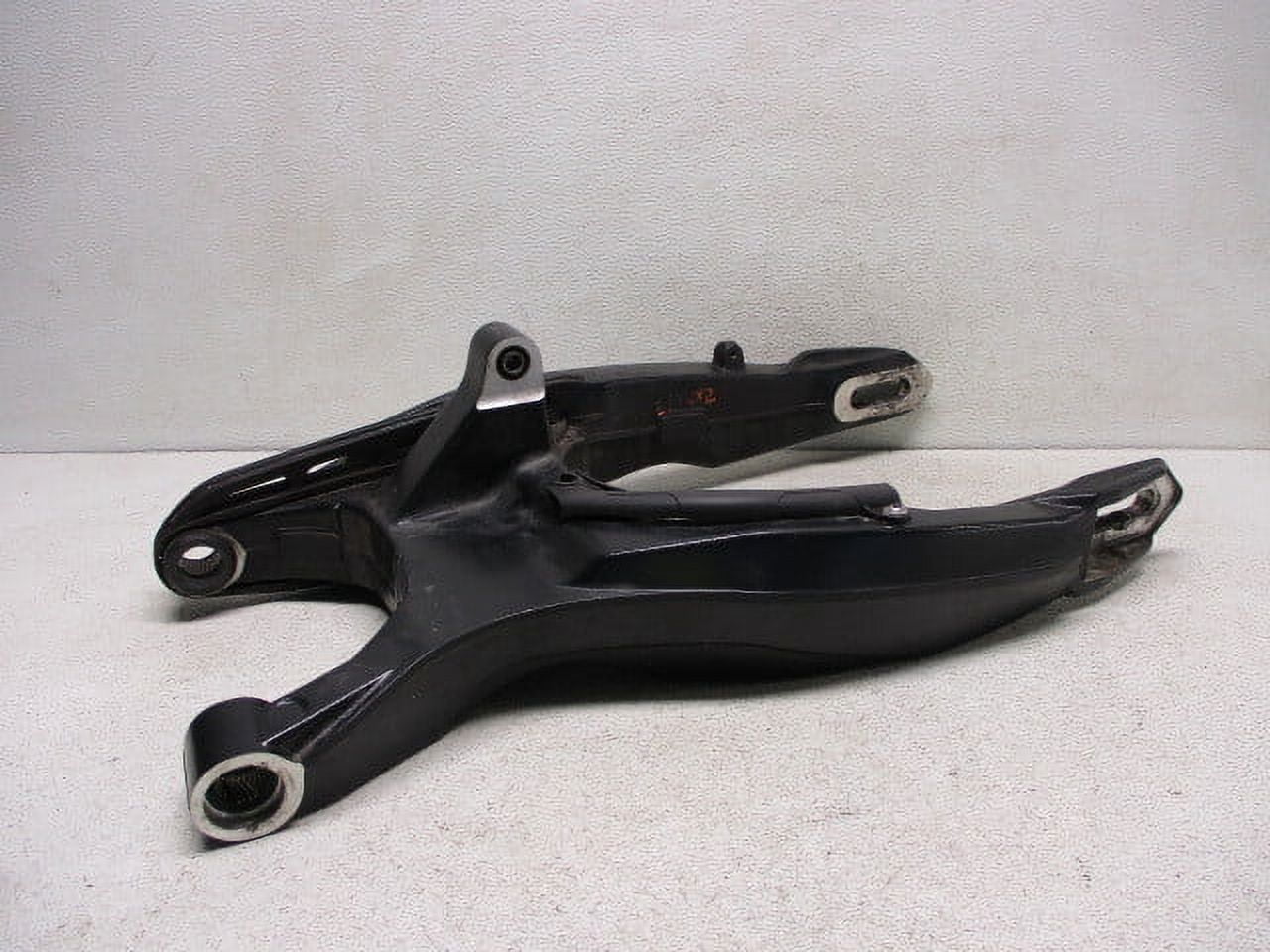 Pre-Owned 15 2015 BMW F800R Swingarm Swing Arm Assembly 7721004 OEM LKQ - Verify Specific Vehicle Fitment In Description - (Good)